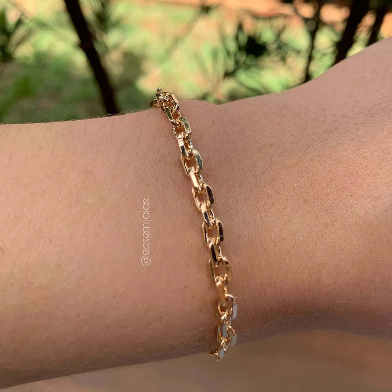 Pulseira shambala de elos lisos - banhado a ouro 18k