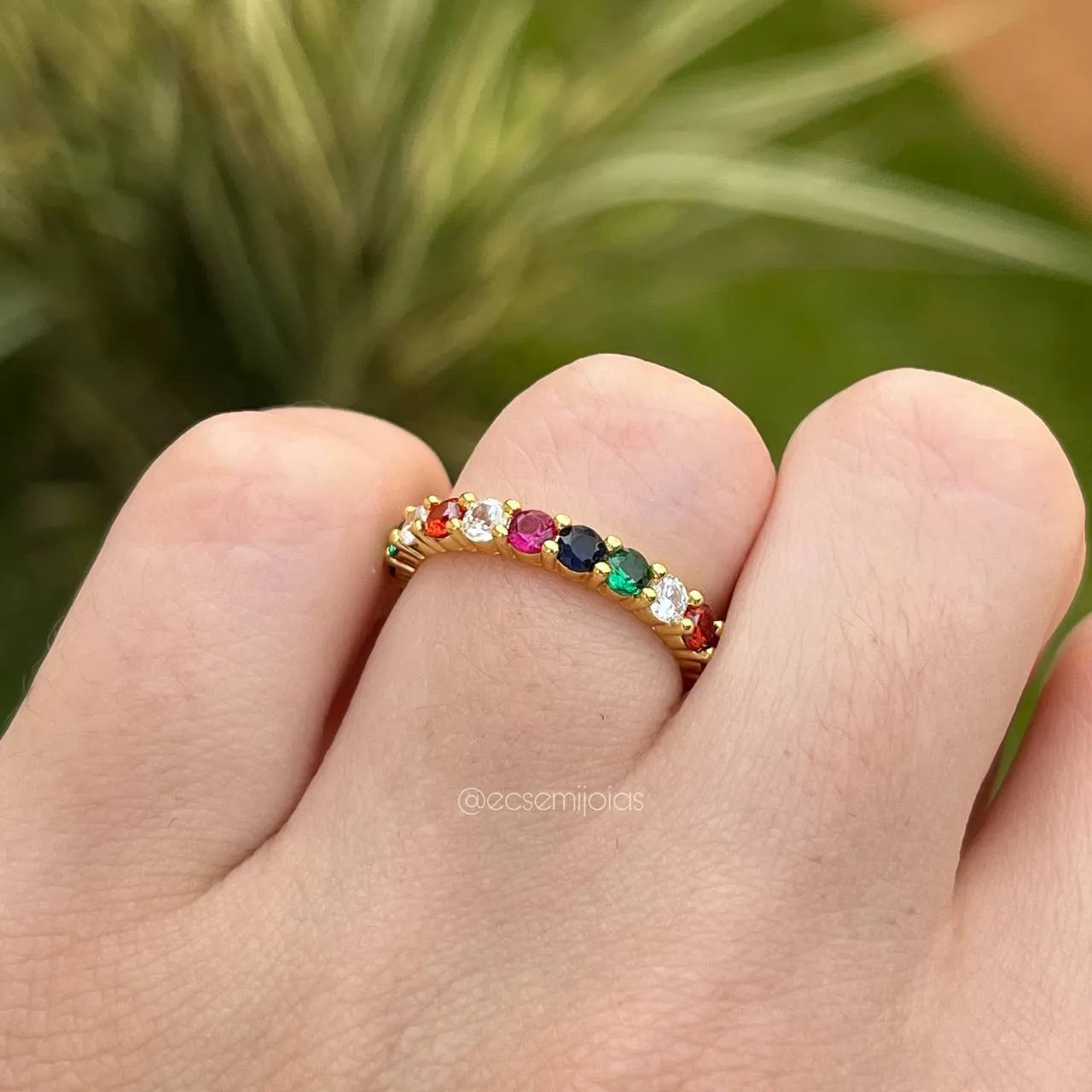 Anel 360 graus pedras redonda coloridas  - banhado a ouro 18k