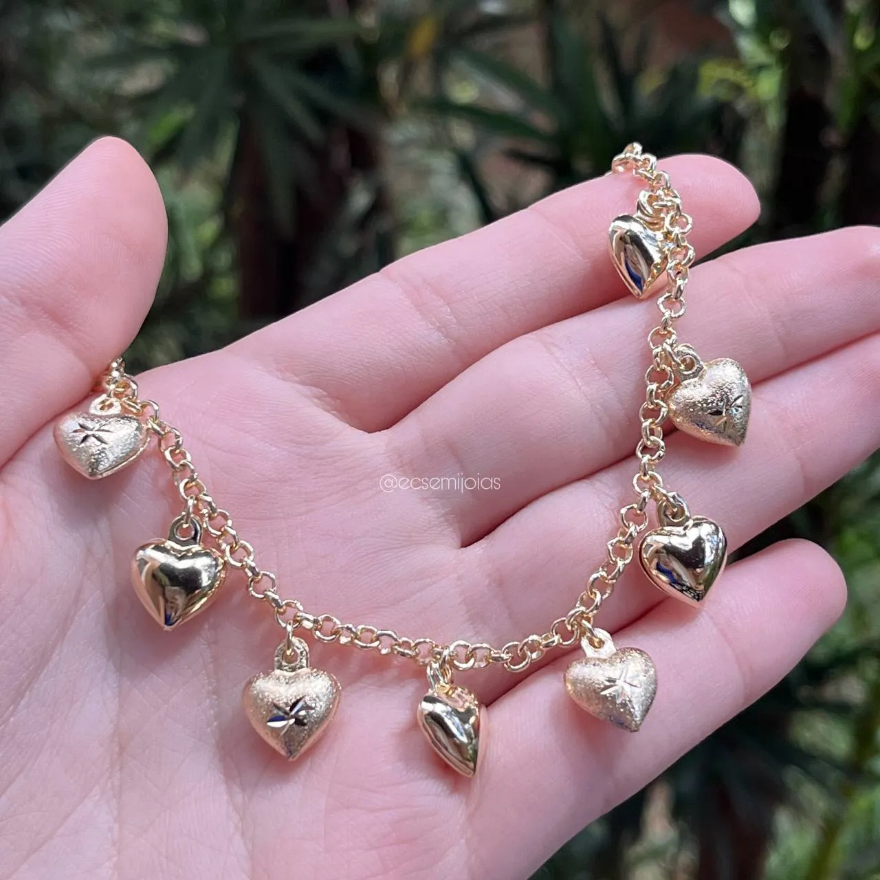 Pulseira corações lisos e trabalhado - 18 cm - banhado a ouro 18k
