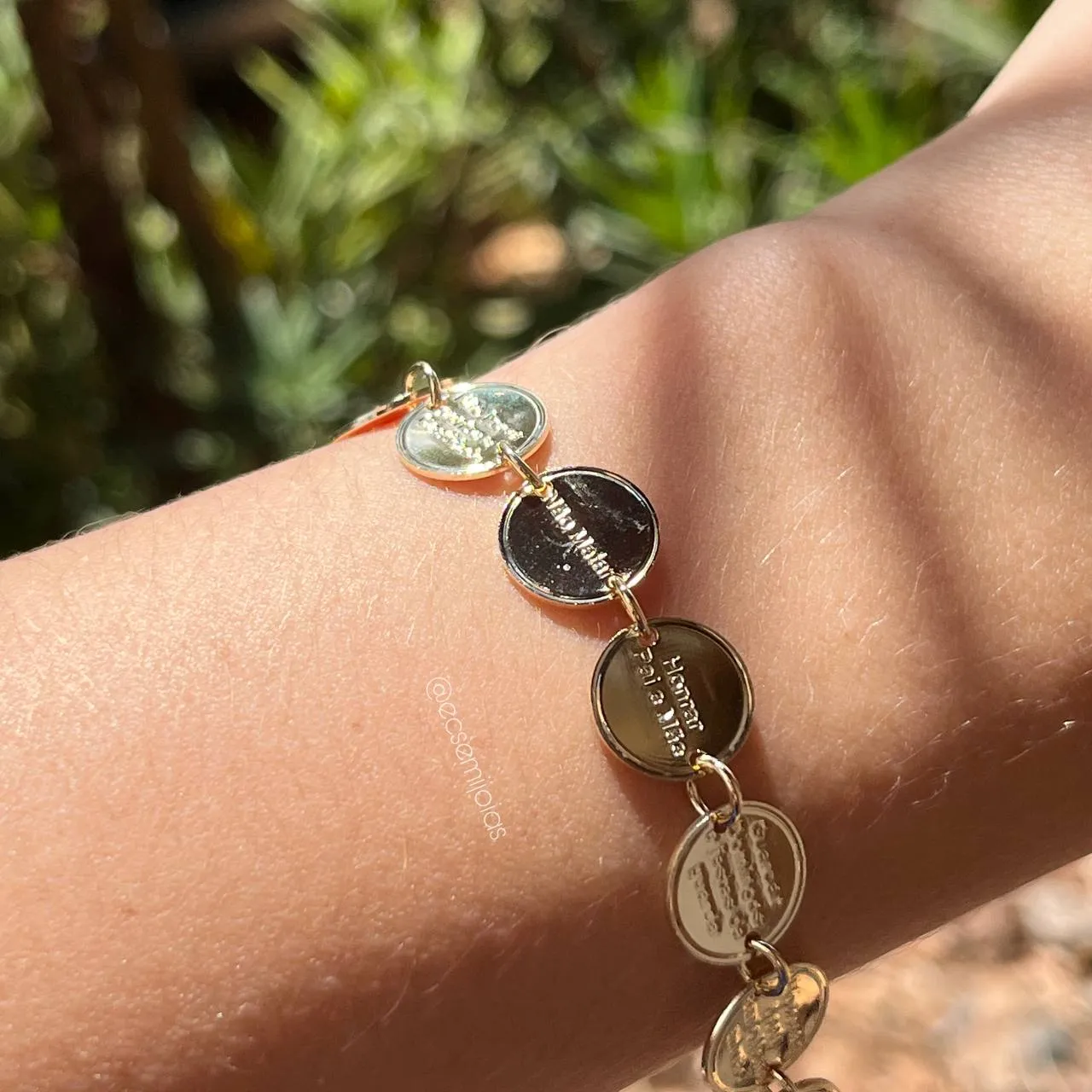 Pulseira 10 mandamentos - 15 cm + 5 cm de extensor - banhado a ouro 18k