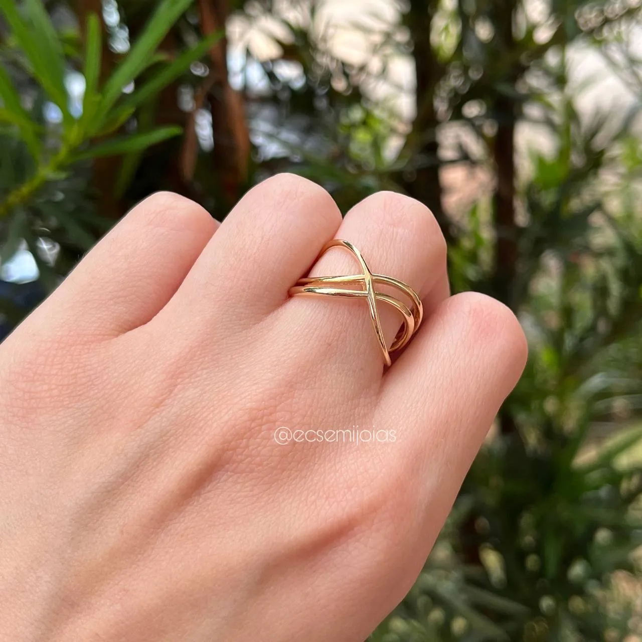 Anel  liso infinito - banhado a ouro 18k