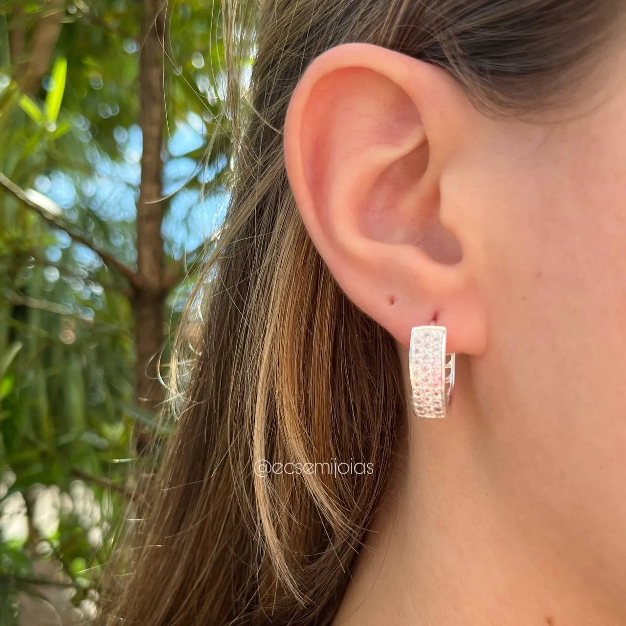 Brinco argola 3 fileiras cravejadas - banhado a prata 925