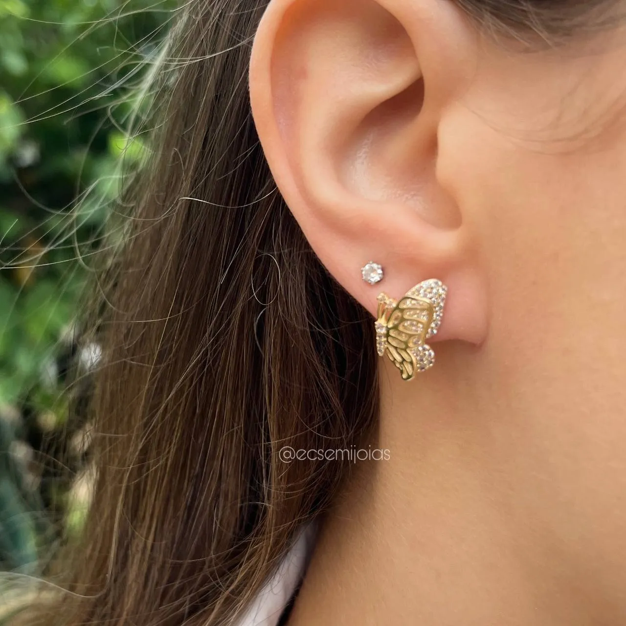 Brinco borboleta cravejada - banhado a ouro 18k