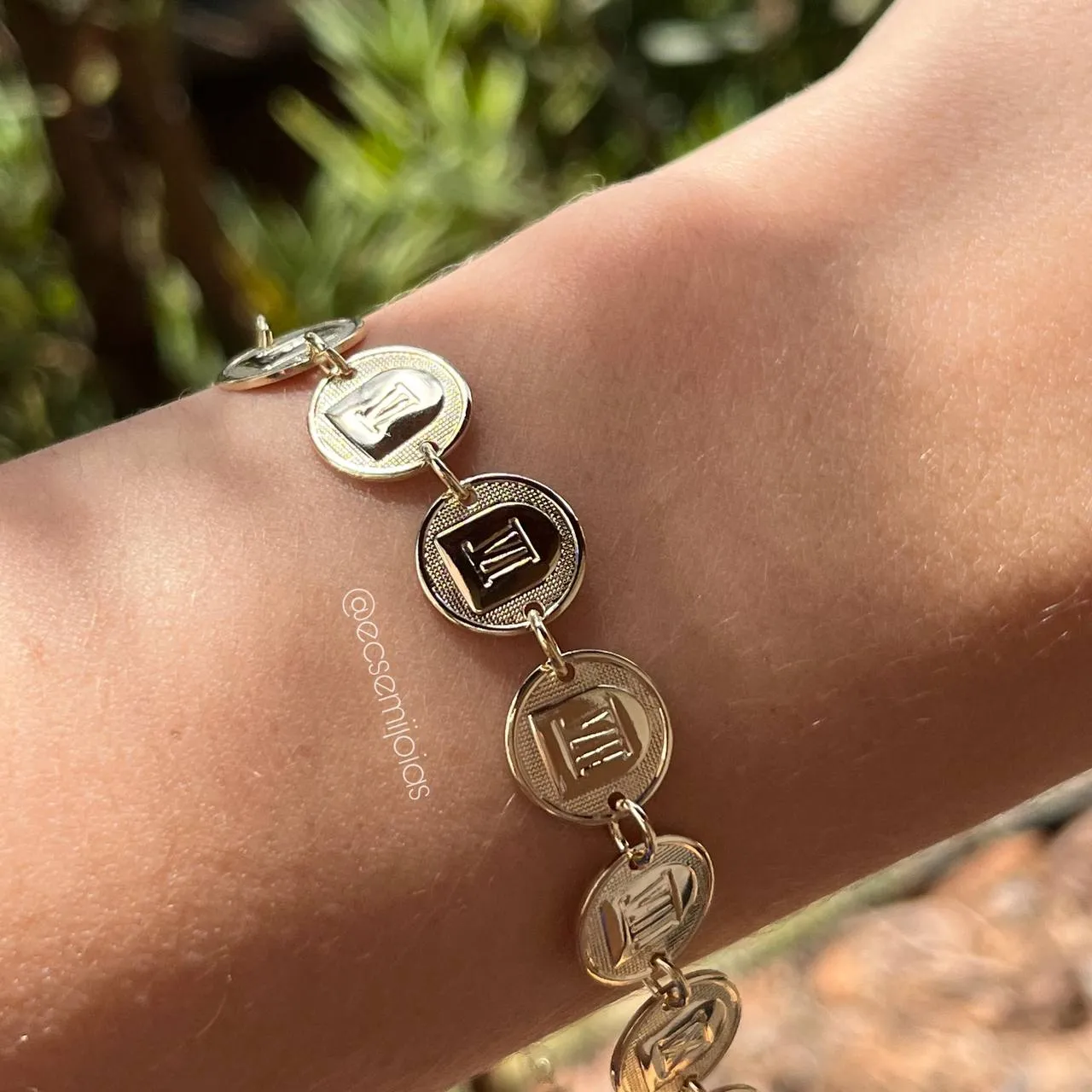Pulseira 10 mandamentos - 15 cm + 5 cm de extensor - banhado a ouro 18k