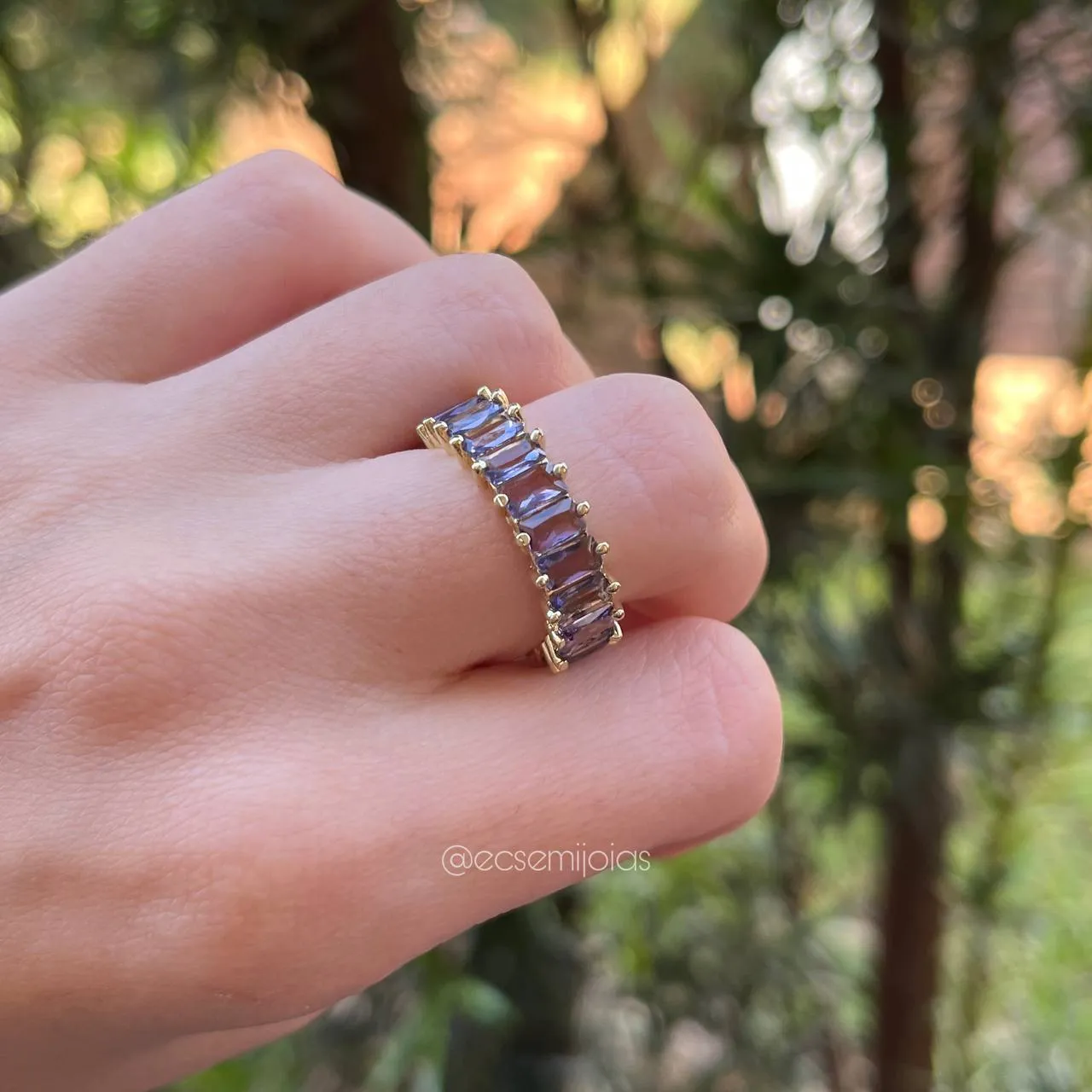 Anel 360 pedra baguete - banhado a ouro 18k