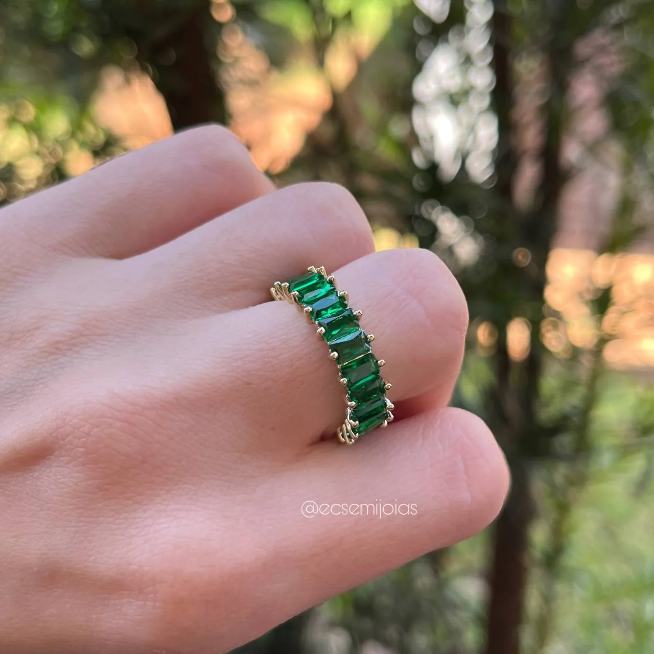 Anel 360 pedra baguete - banhado a ouro 18k