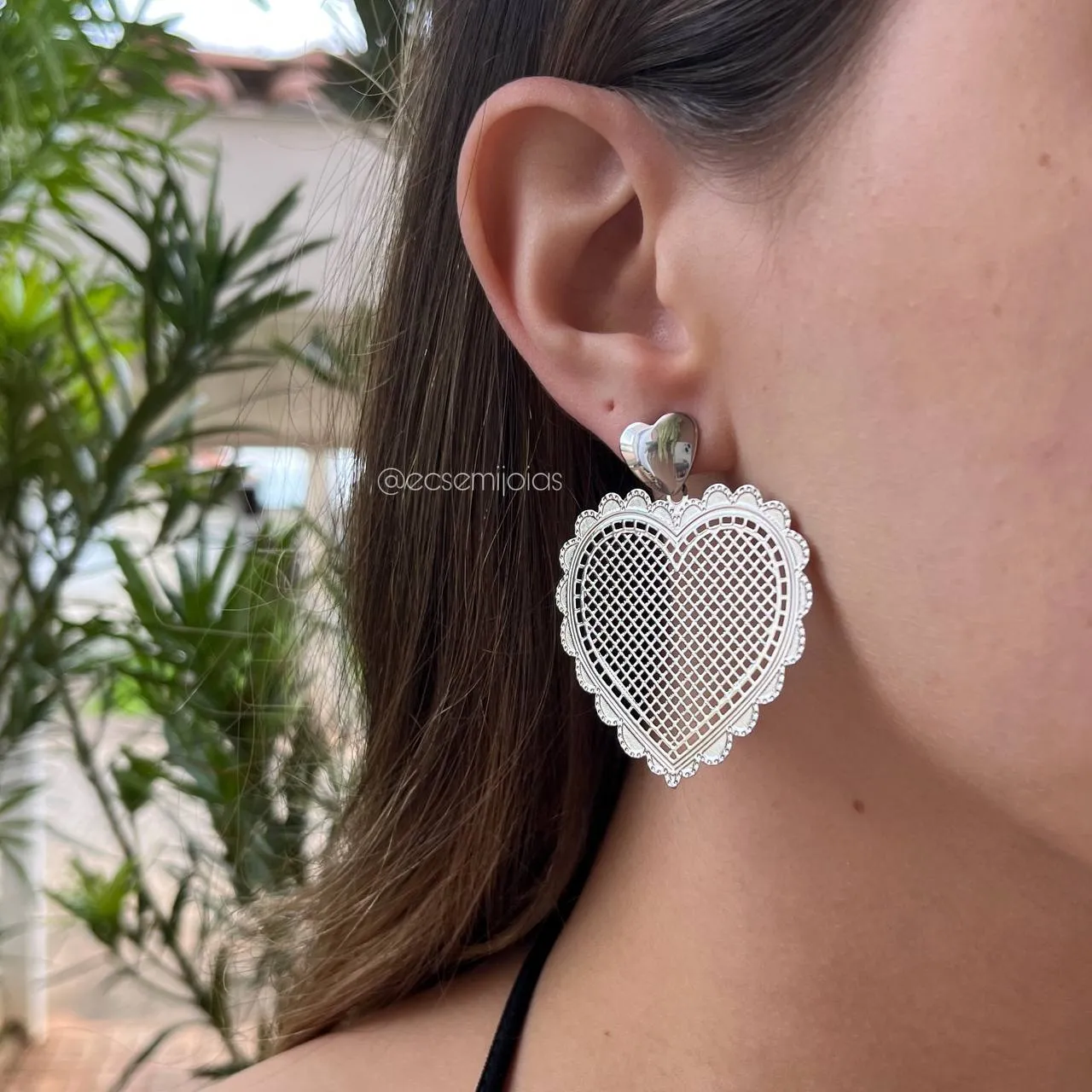 Brinco coração - banhado a ródio branco