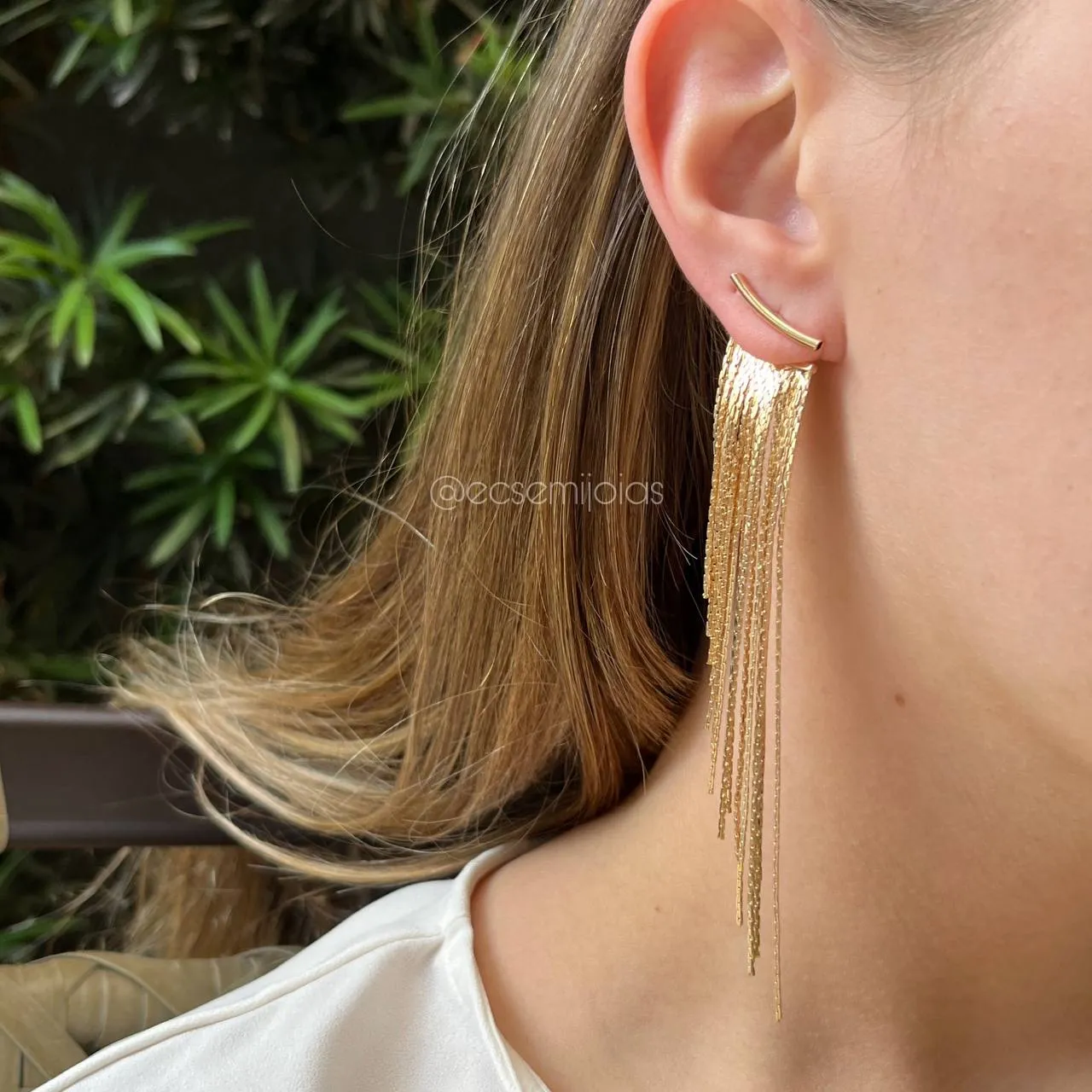 Brinco de franja - banhado a ouro 18k