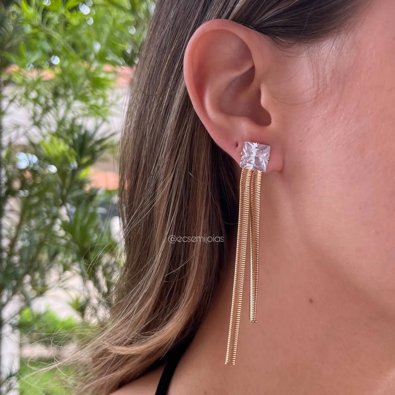 Brinco ponto de luz e corrente lacraia -  banhado a ouro 18k