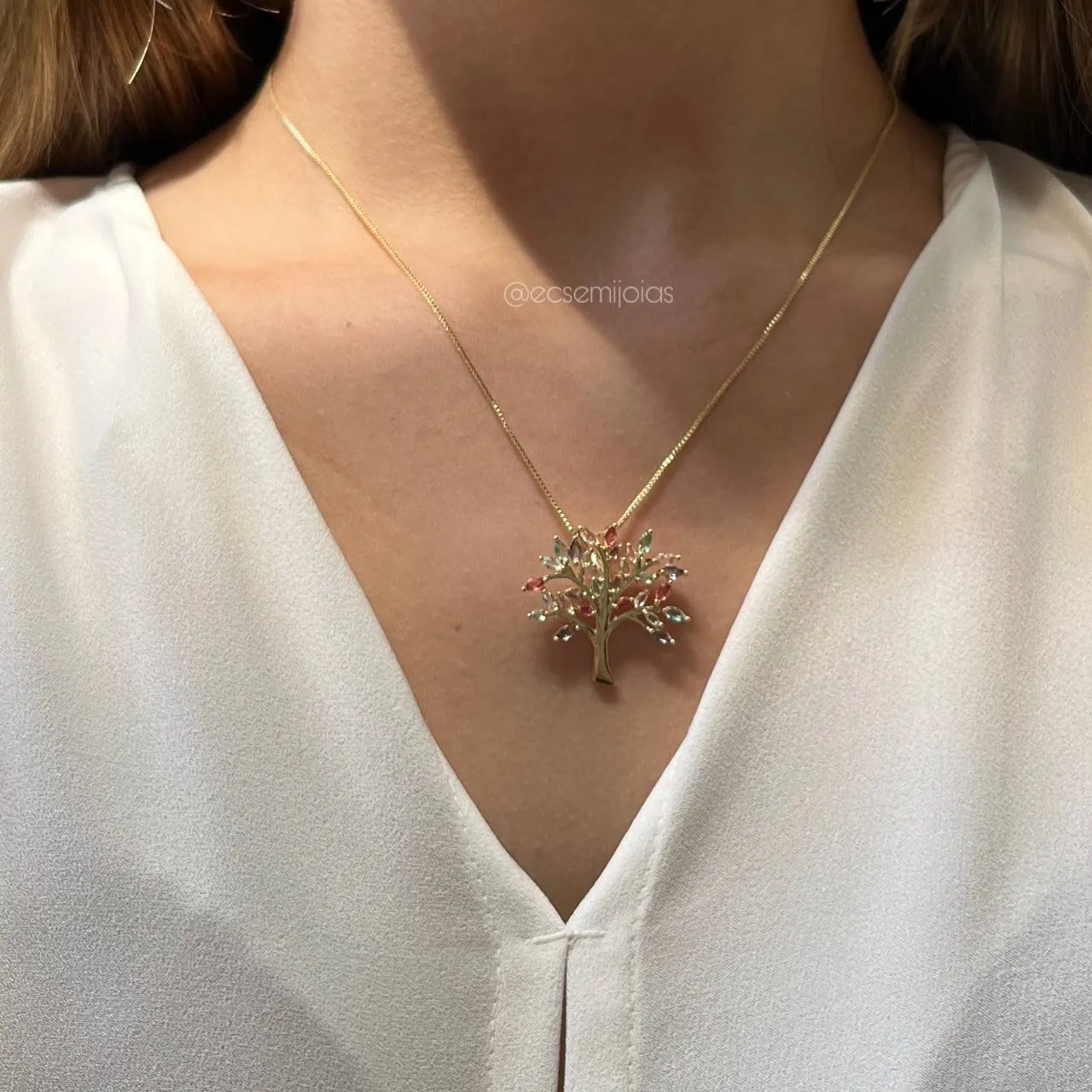 Colar colar árvore com zircônias navete -45 cm - banhado a ouro 18k