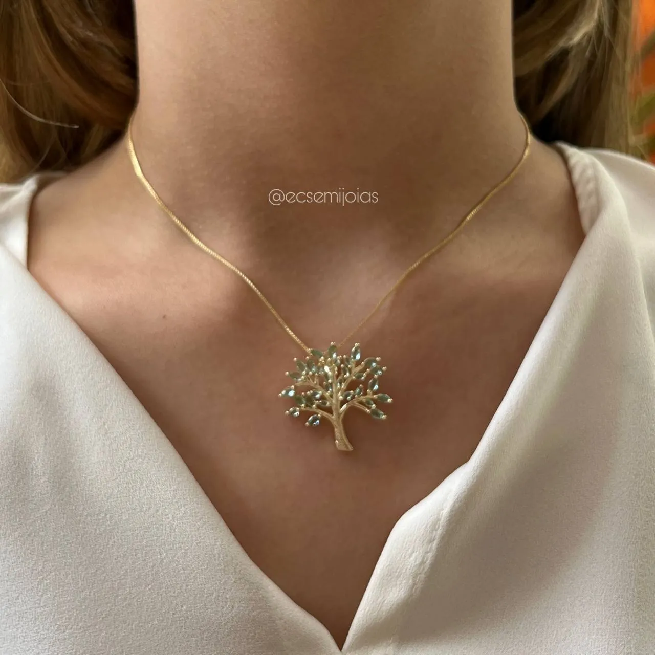 Colar colar árvore com zircônias navete -45 cm - banhado a ouro 18k