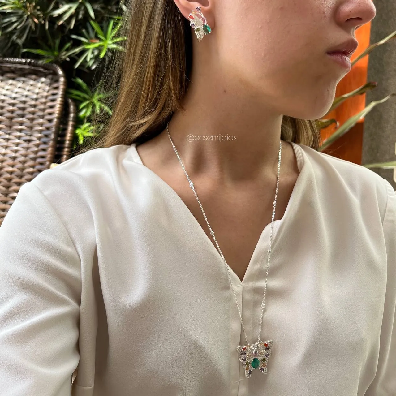Conjunto de brinco e colar de borboleta cravejado - 60 cm - banhado prata 925