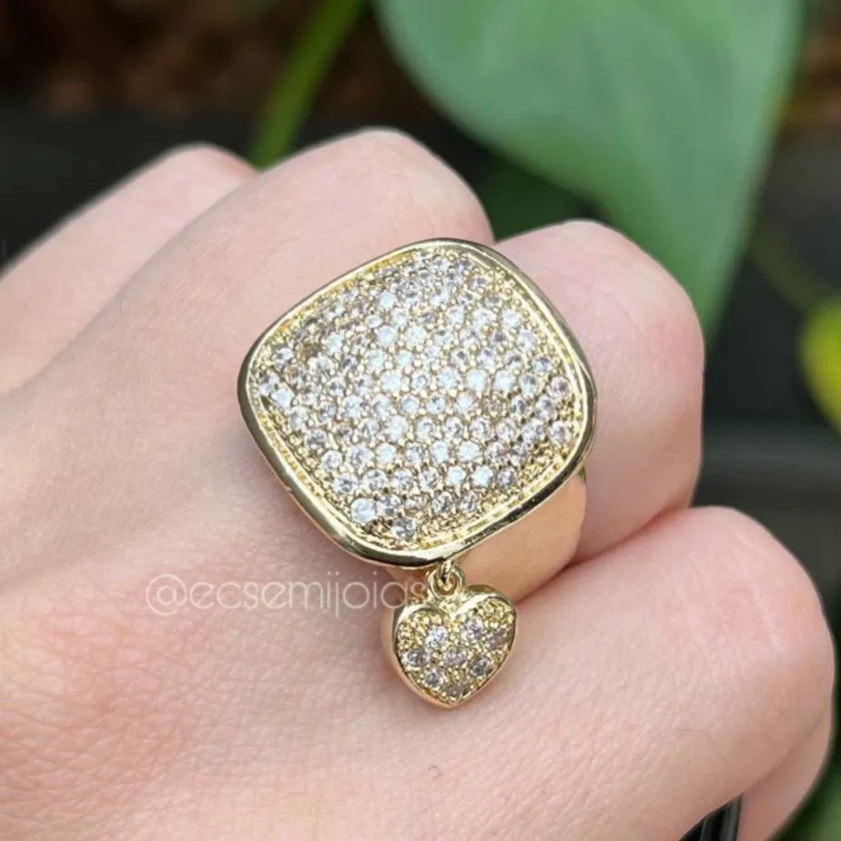 Anel quadrado cravejado com coração pendurado cravejado - banhado a ouro 18k