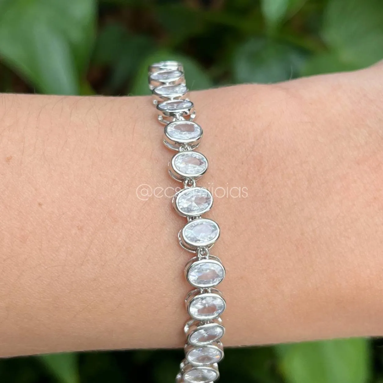 Pulseira 100% com zircônias ovais - 17 cm - banhado a ródio branco