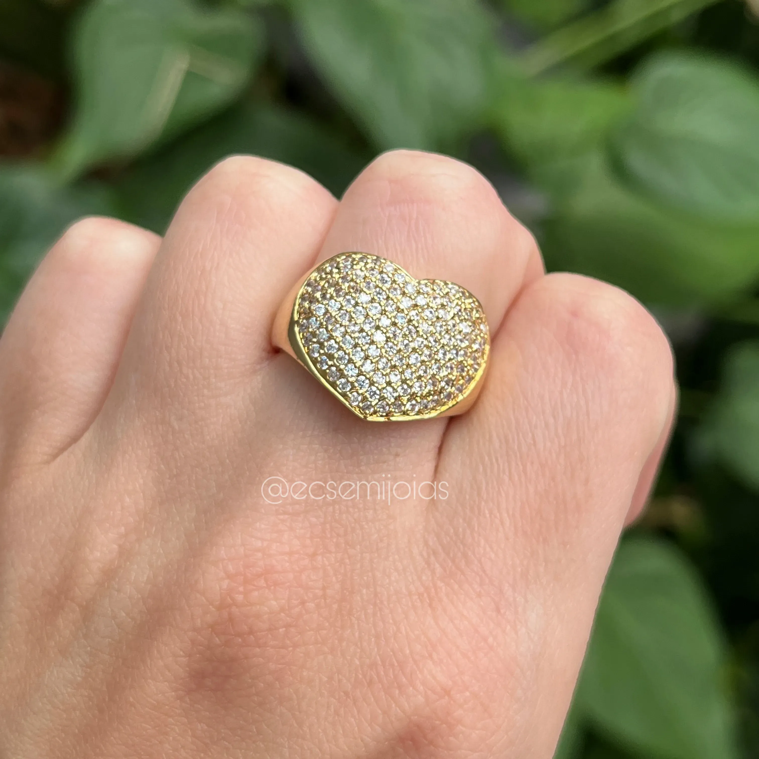Anel coração cravejado - 16x21mm - banhado a ouro 18k