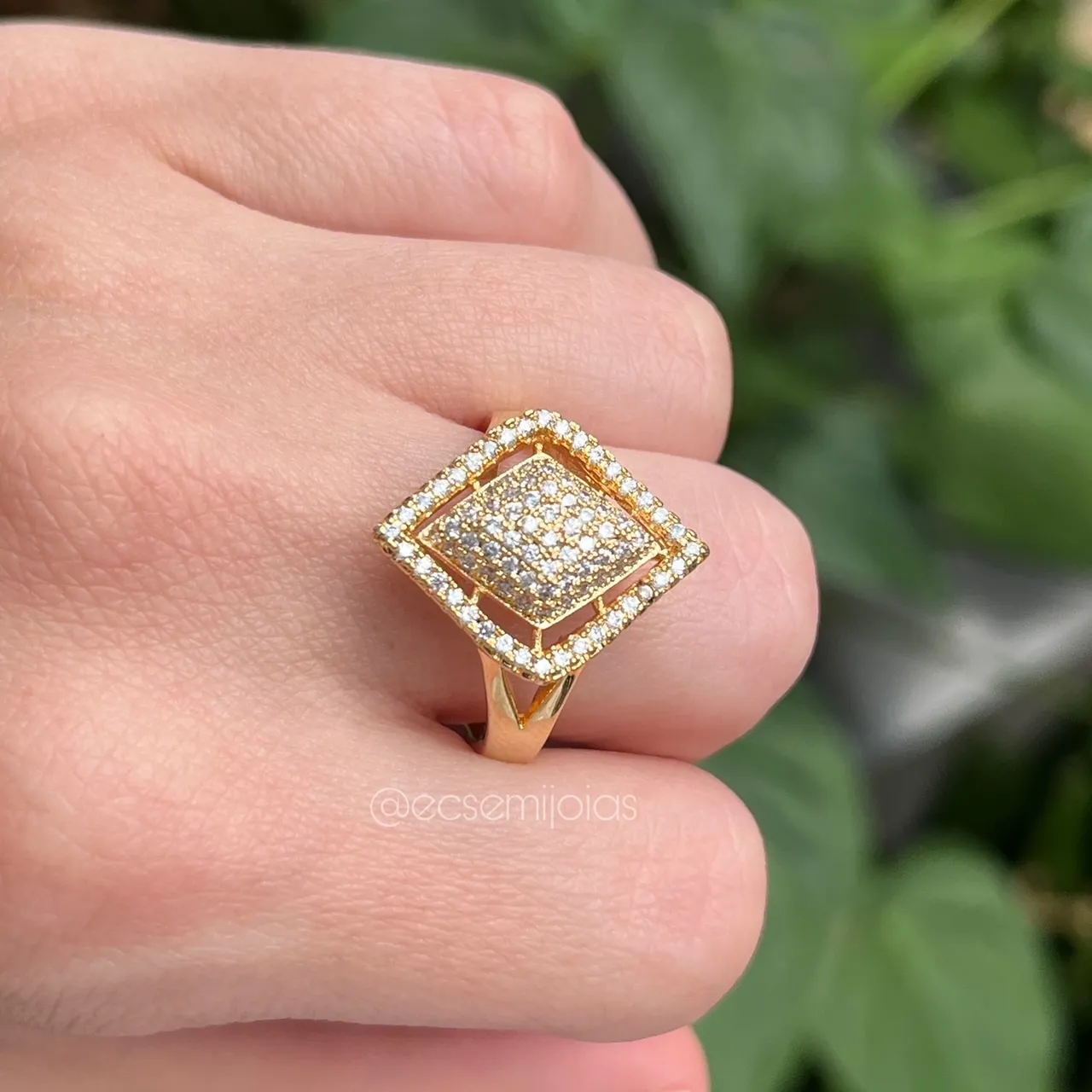 Anel losango cravejado - banhado a ouro 18k