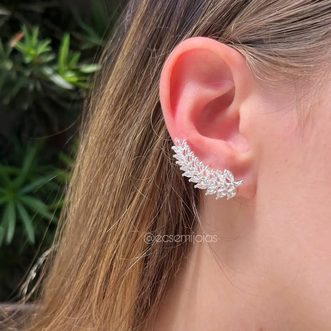 Brinco ear cuff folhas  - banhado a prata 925
