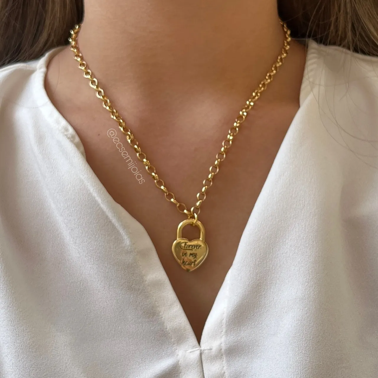 Colar de elos português com cadeado em formato de coração  - 45 cm - banhado a ouro 18k