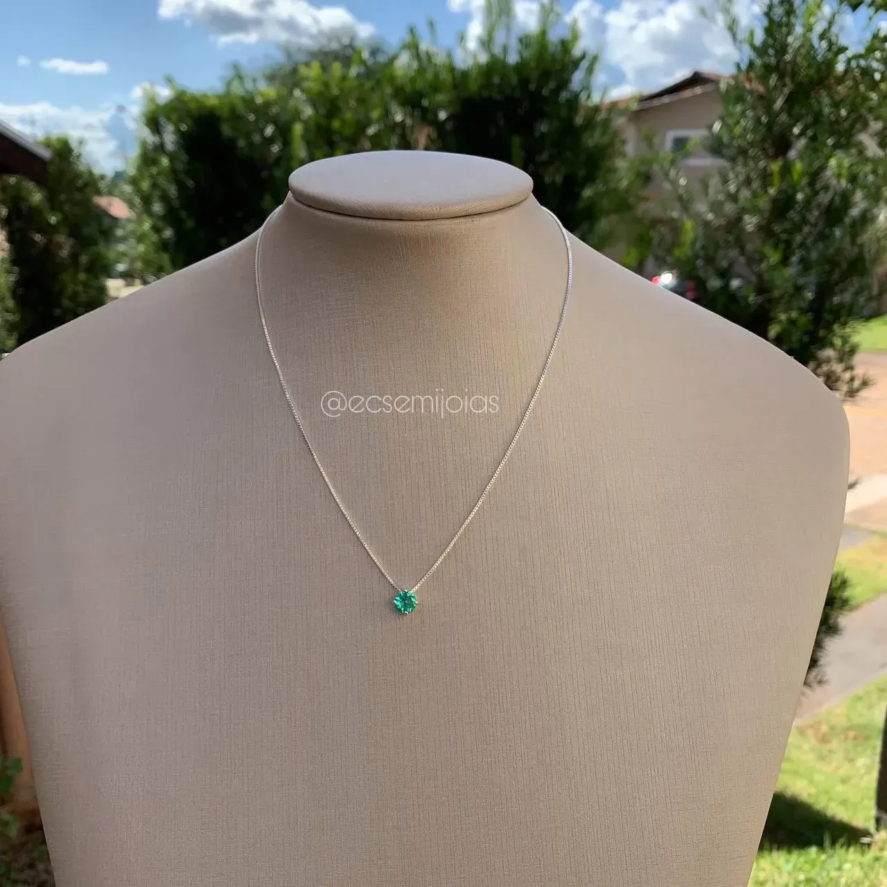 Colar ponto de luz 4 garras - banhado a prata 925