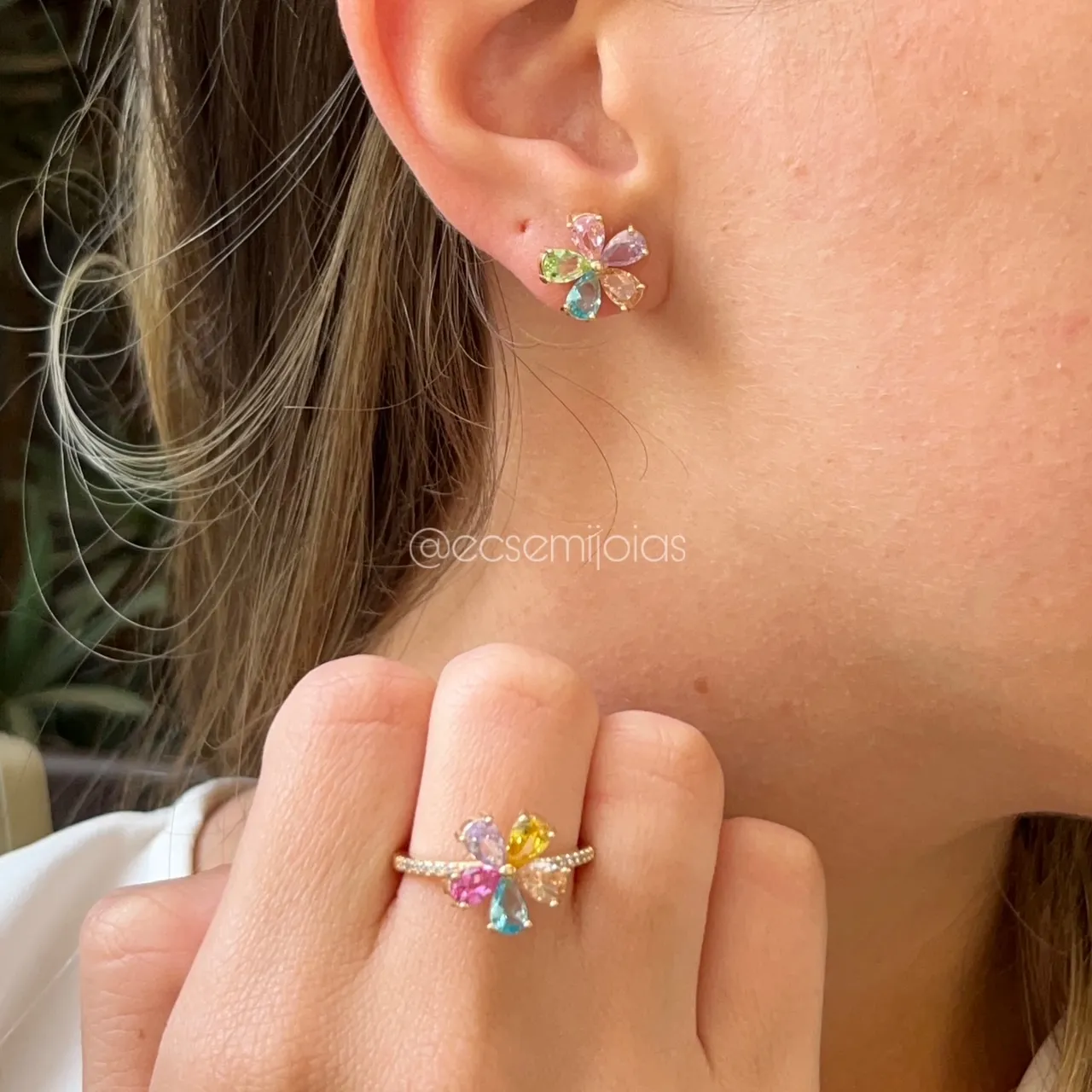 Conjunto anel e brinco flor com zircônias baguetes GG - 14mm - banhado a ouro 18k