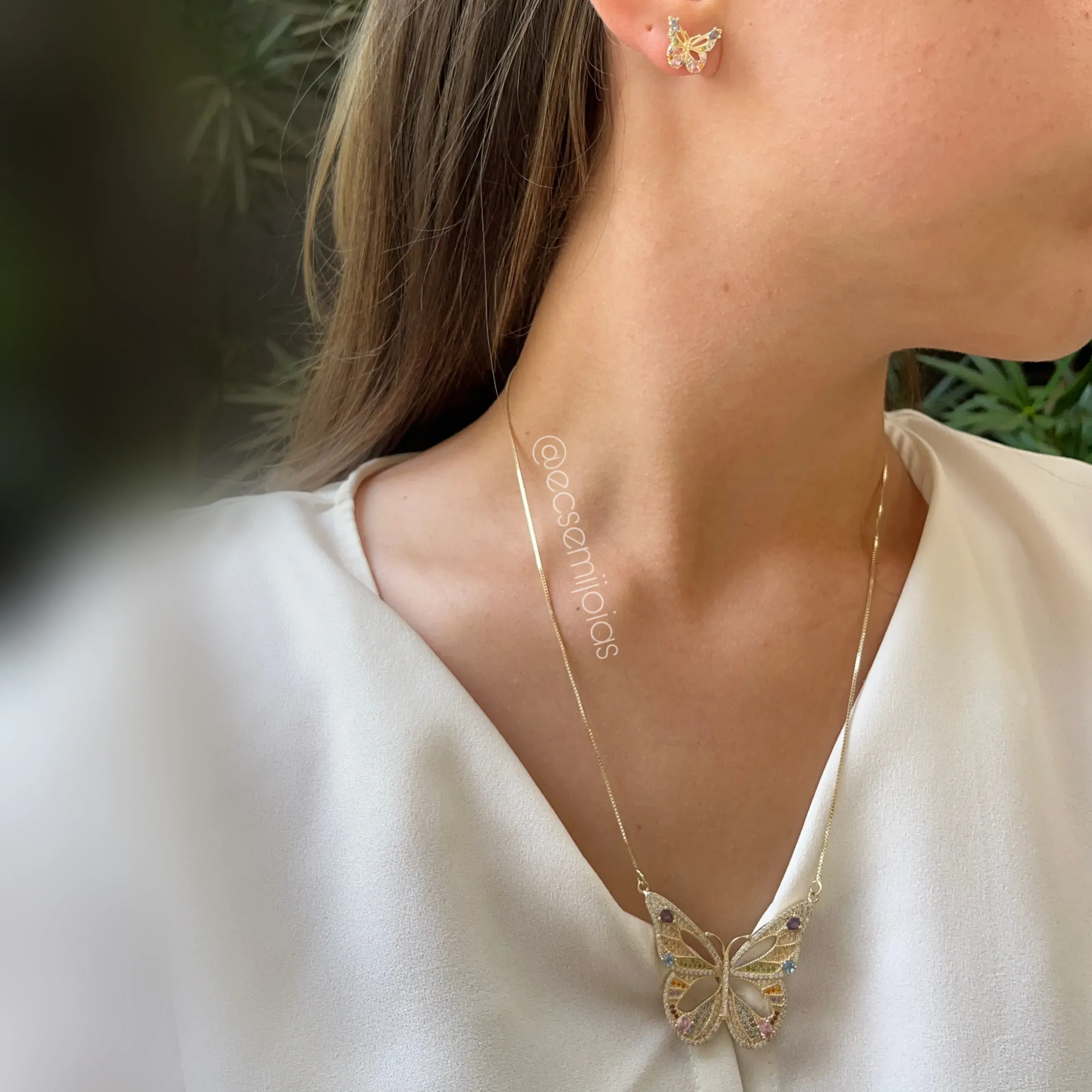 Conjunto de brinco e colar de borboleta cravejada - banhado a ouro 18k