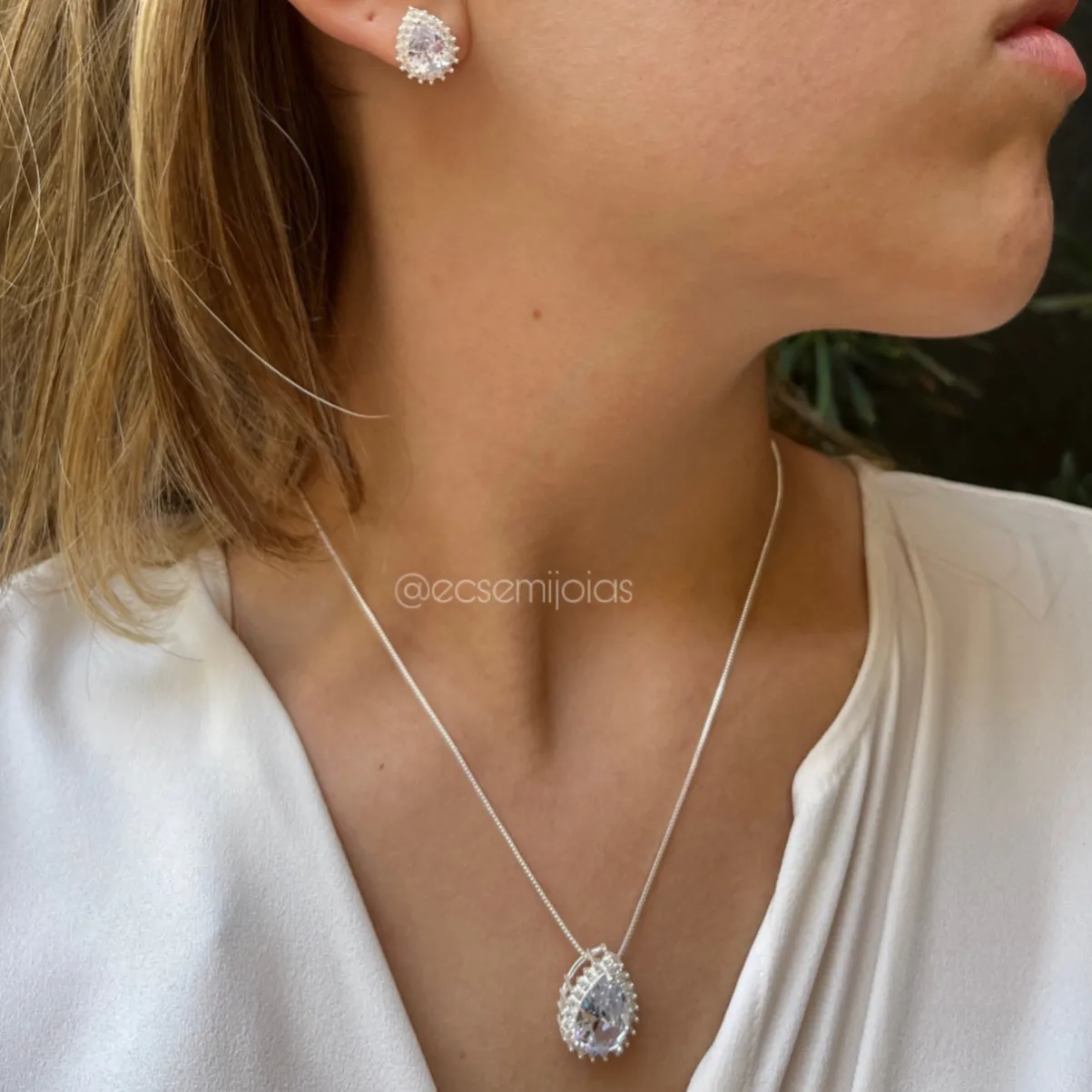 Conjunto de brinco e colar zircônia gota maior centro cravejado em volta - pi 1x1,4cm/br 7x9mm - banhado a prata 925