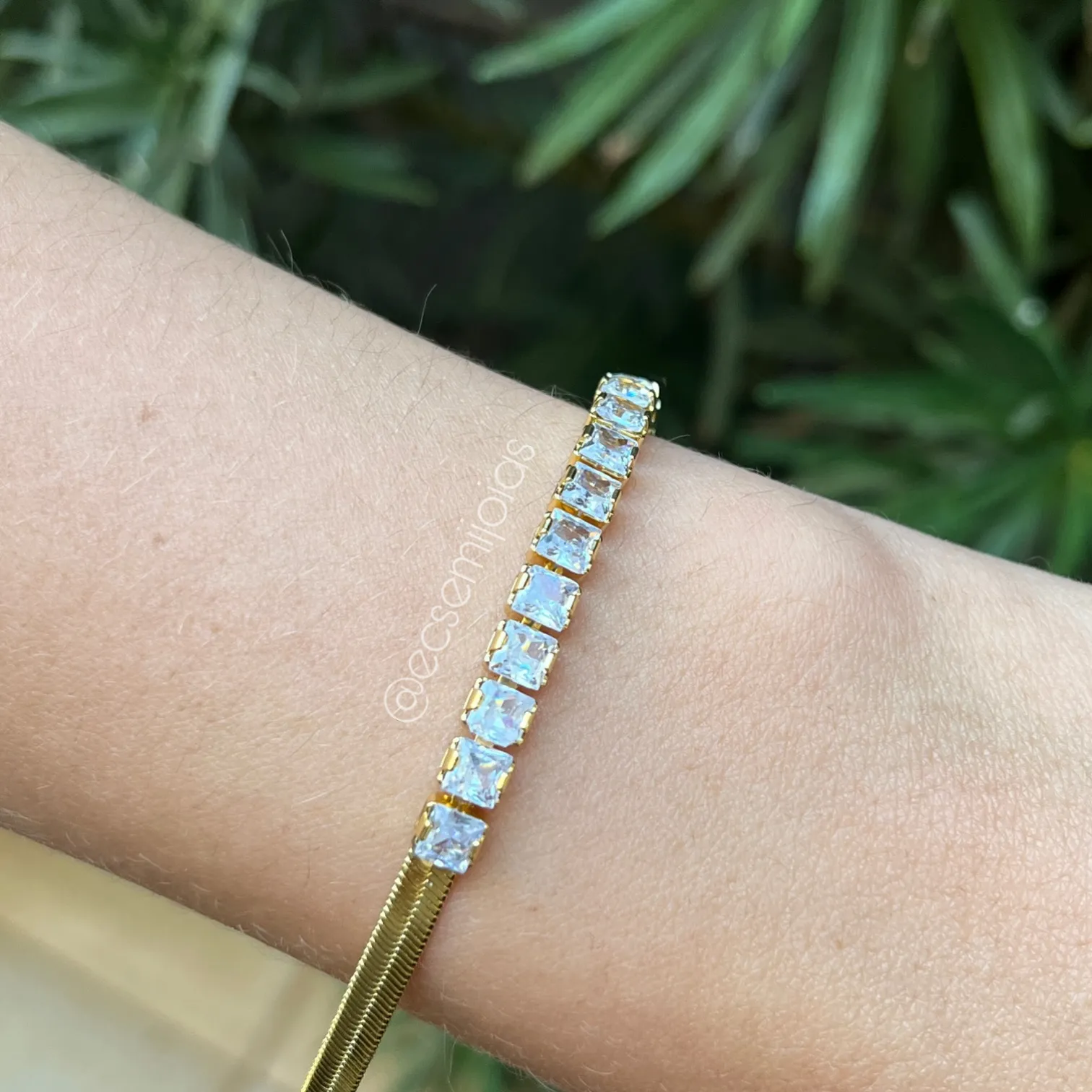 Pulseira metade fita 4mm e metade zircônias quadrado 4mm  - 18cm - banhado a ouro 18k