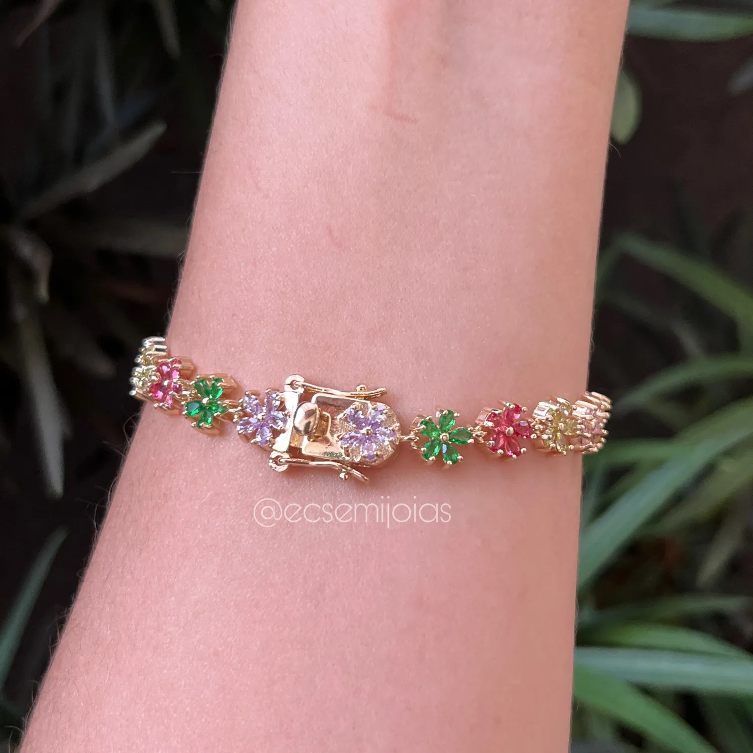 Pulseira de flores - 18 cm - banhado a ouro 18k