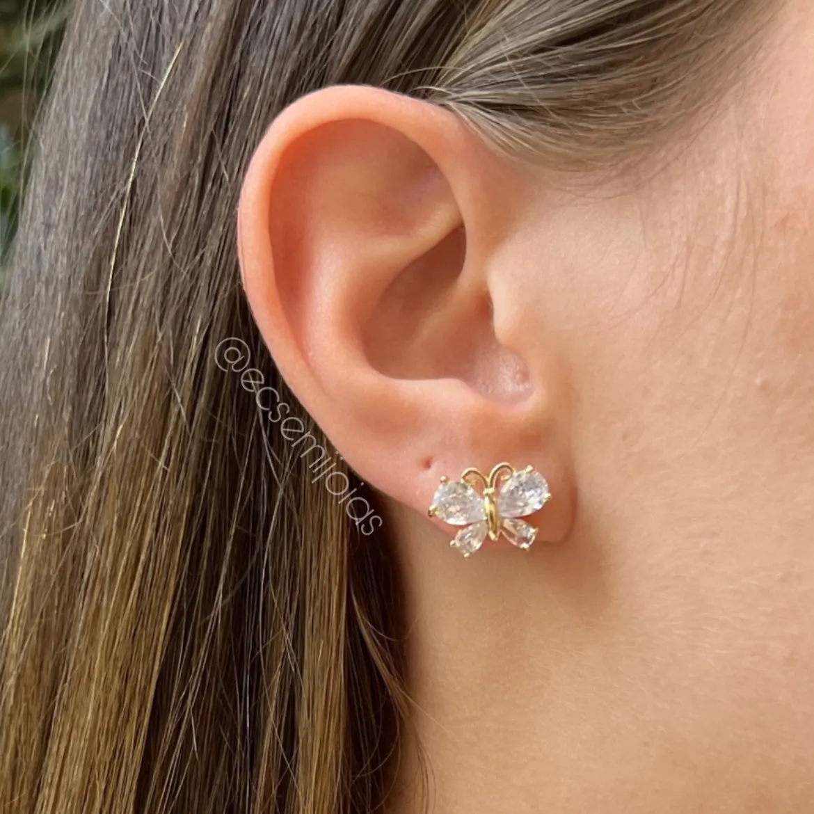 Conjunto de brinco e colar de borboleta com zircônias ovais - 45 cm - banhado a ouro 18k