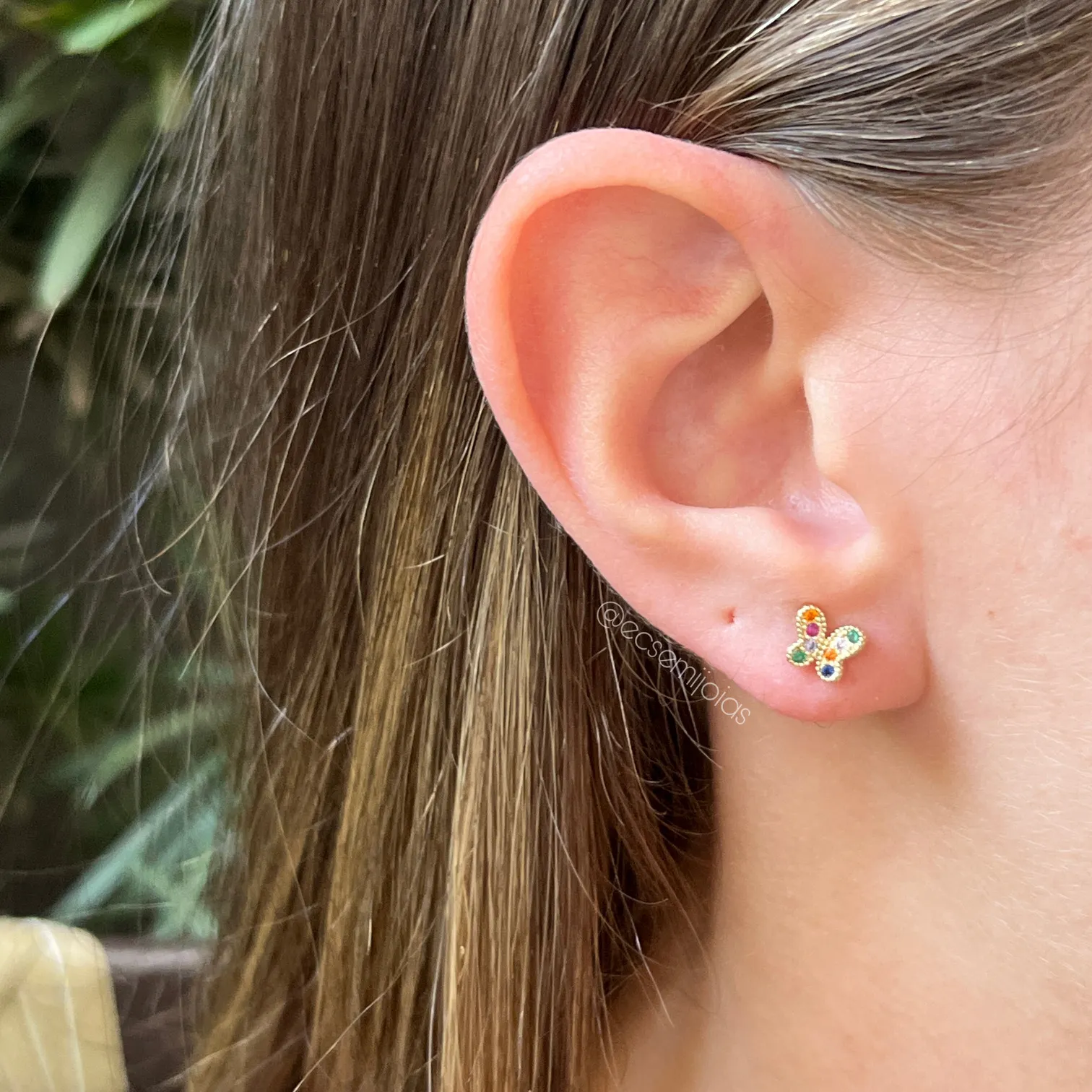 Brinco de borboleta - banhado a ouro 18k