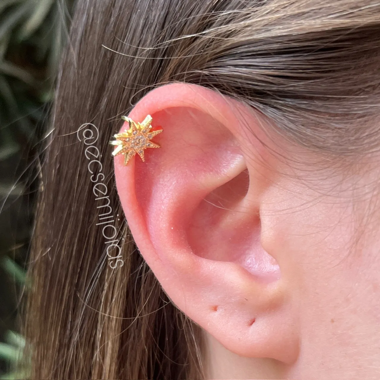 Brinco piercing falso meteoro cravejado - banhado a ouro 18k