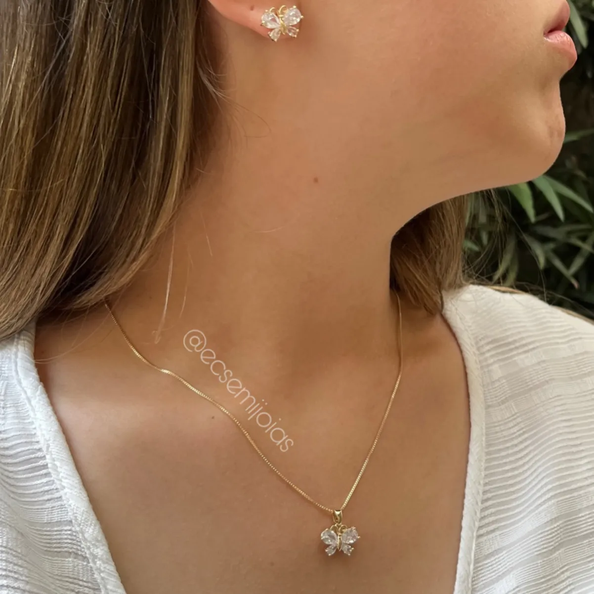 Conjunto de brinco e colar de borboleta com zircônias ovais - 45 cm - banhado a ouro 18k