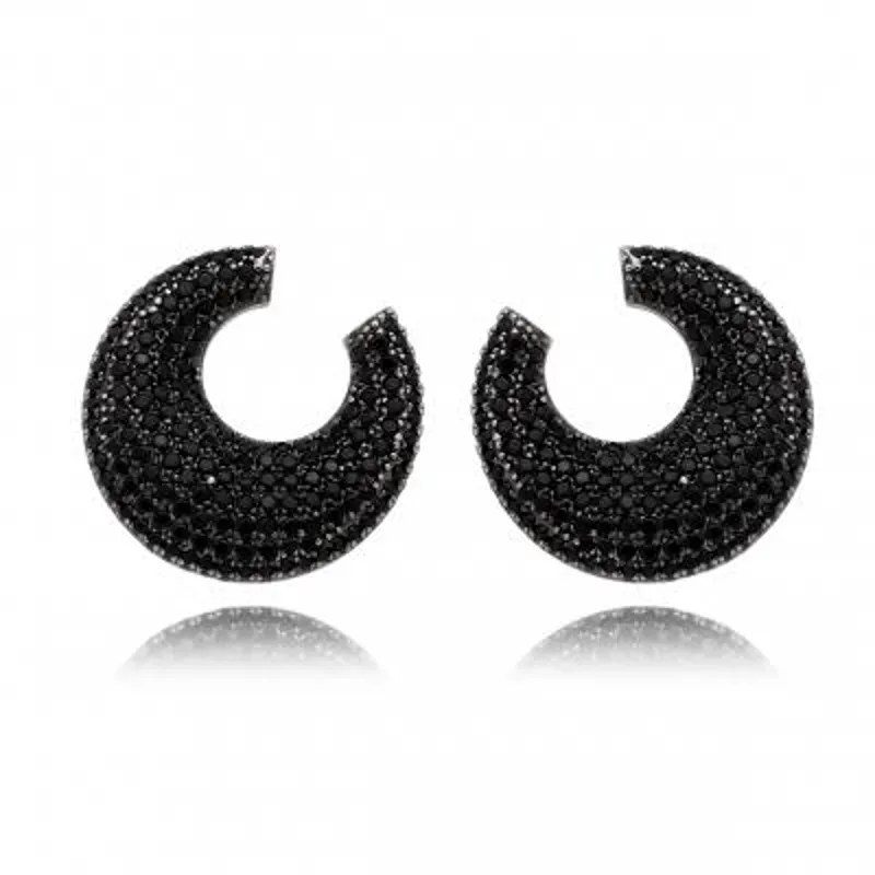 Brinco meia lua cravejada - banhado a ouro 18k