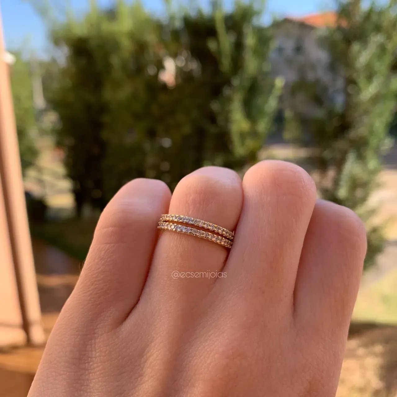 Anel aparador duplo 25 zircônias - banhado a ouro 18k
