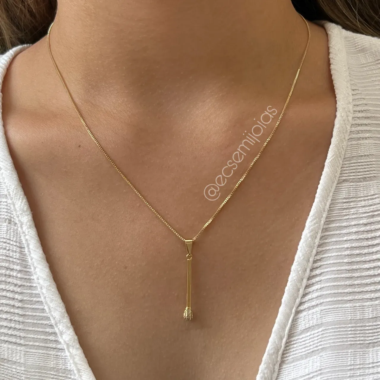 Colar com palito de fósforo com cabeça cravejada - 45cm - Banhado a ouro 18k