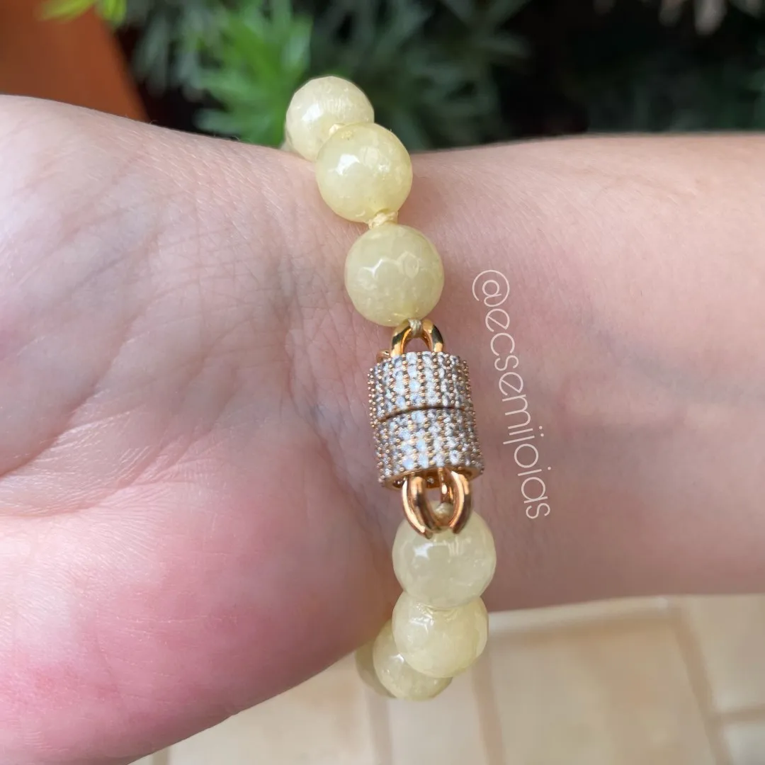 Pulseira elos grandes cravejados e resinado com pedras naturais redondas (fecho cravejado com ímã) - 19cm - banhado a ouro 18k