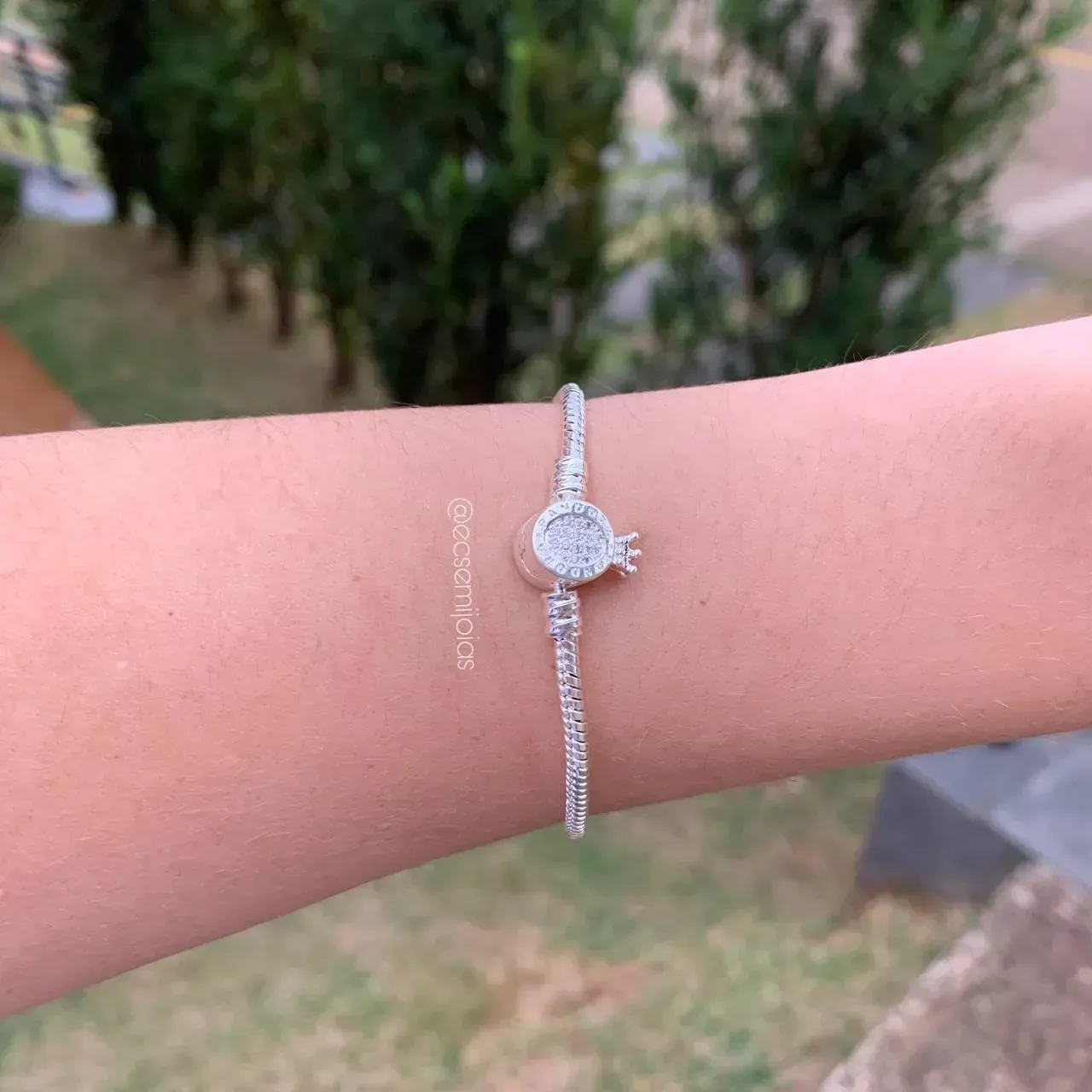 Pulseira para berloques com fecho abacaxi cravejado -  banhada a prata 925