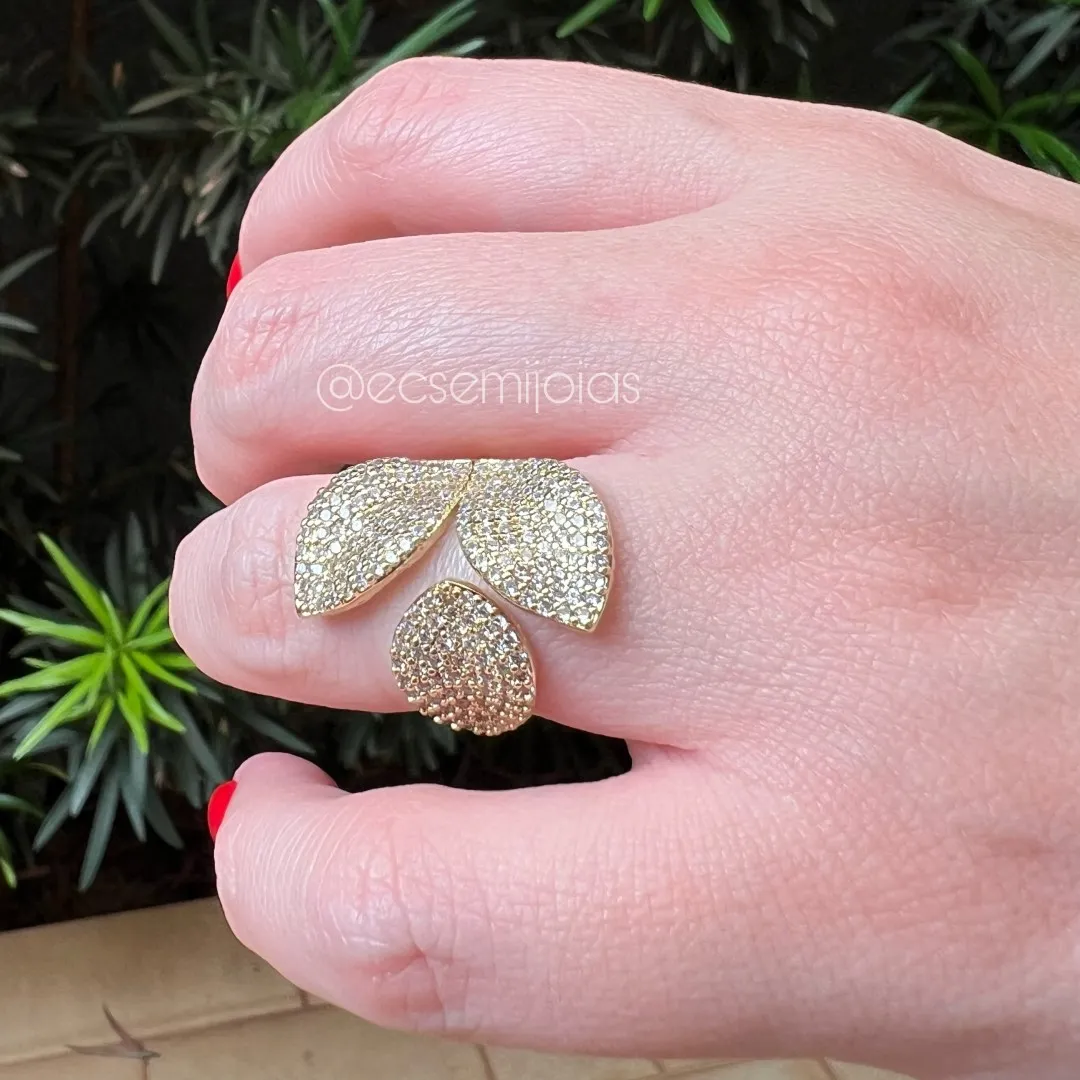 Conjunto anel e brinco com folhas cravejadas - banhado a ouro 18k
