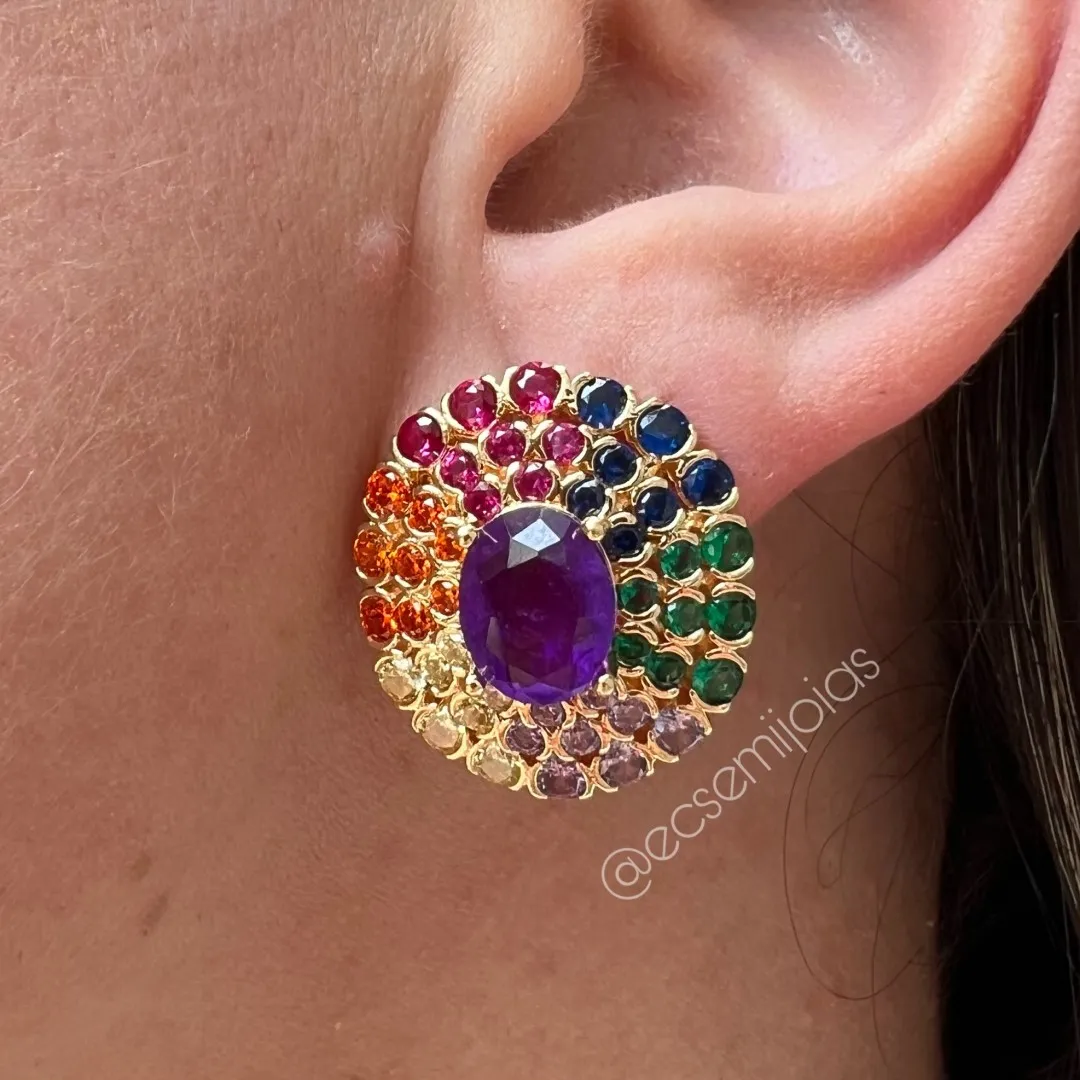 Conjunto anel e brinco com pedra natural oval grande no centro e 3 bordas cravejadas nas laterais - banhado a ouro 18k