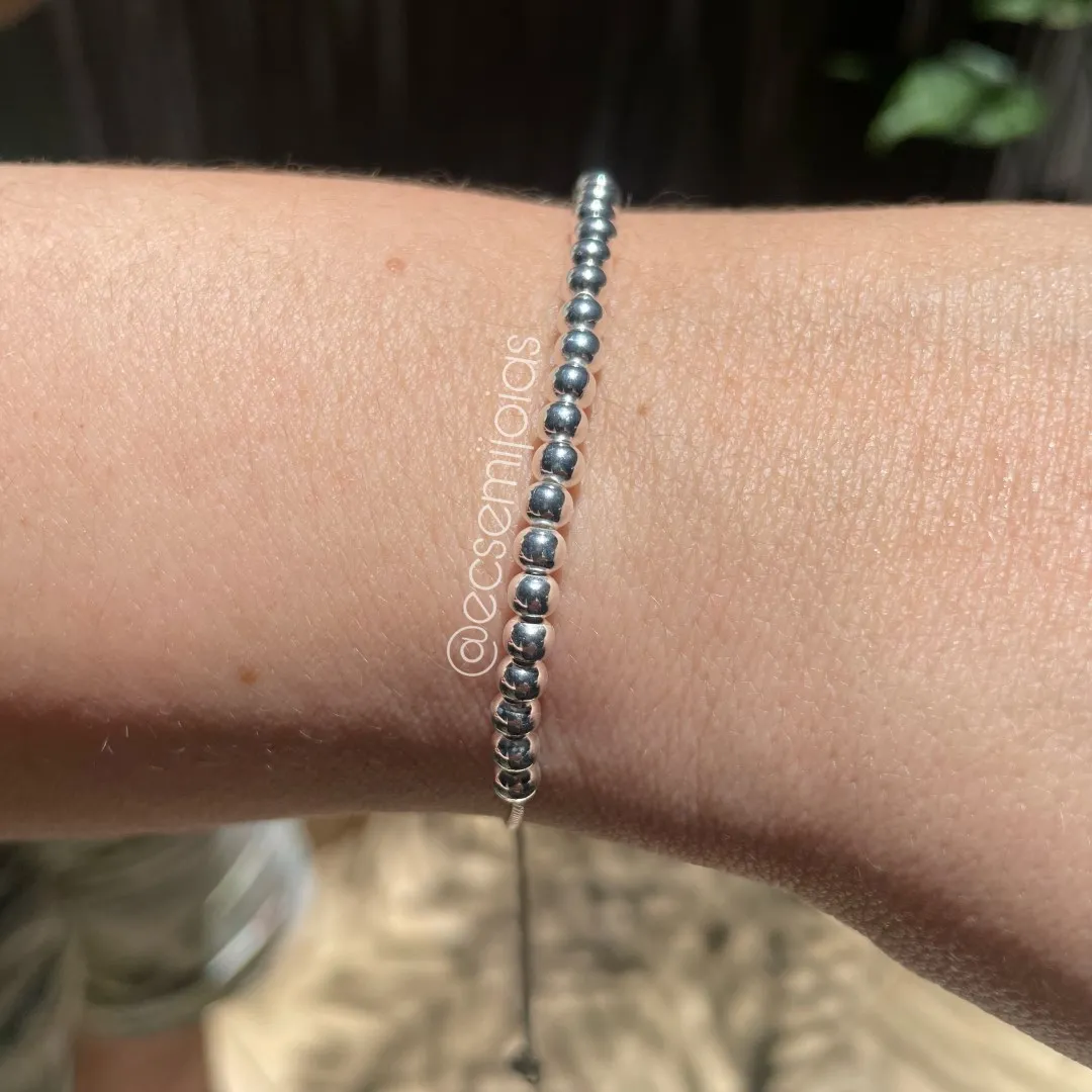 Pulseira com 100% bolas lisas - fecho ajustável - banhado a prata 925