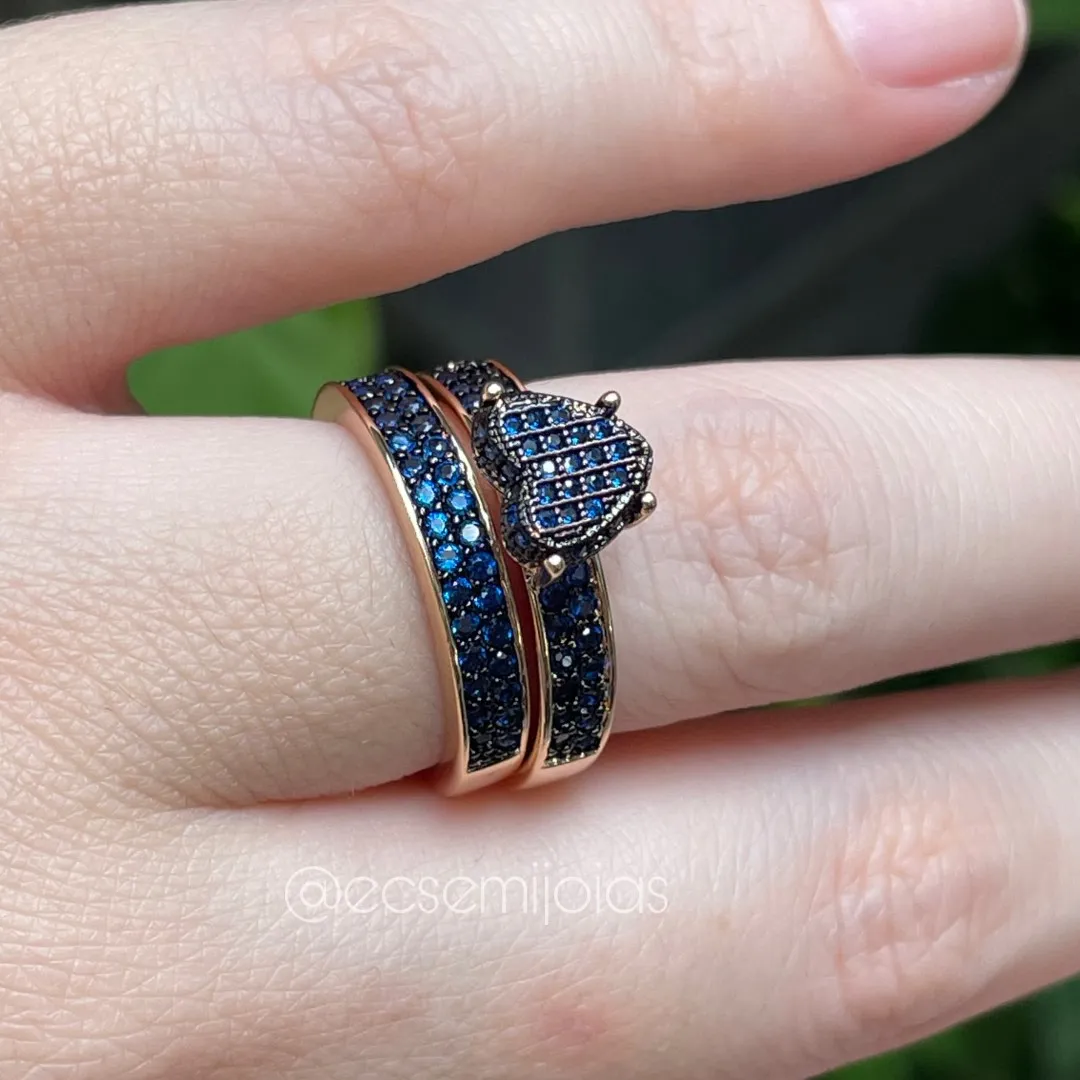 Anel duplo com solitário de coração cravejado e aro cravejado - banhado a ouro 18k
