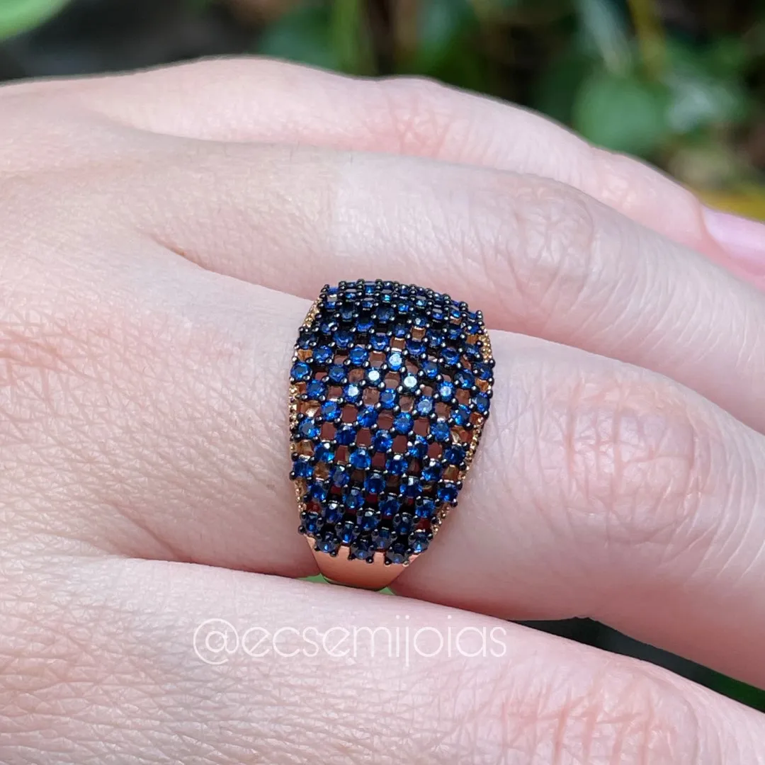 Anel oval com cravação vazada - banhado a ouro 18k