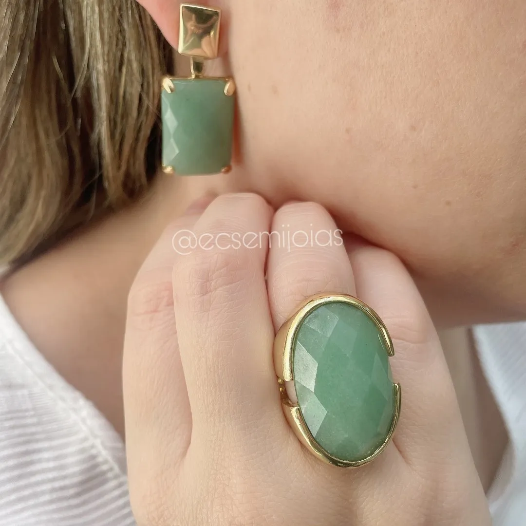 Conjunto anel e brinco com pedra aventurina verde oval e retangular - banhado a ouro 18k
