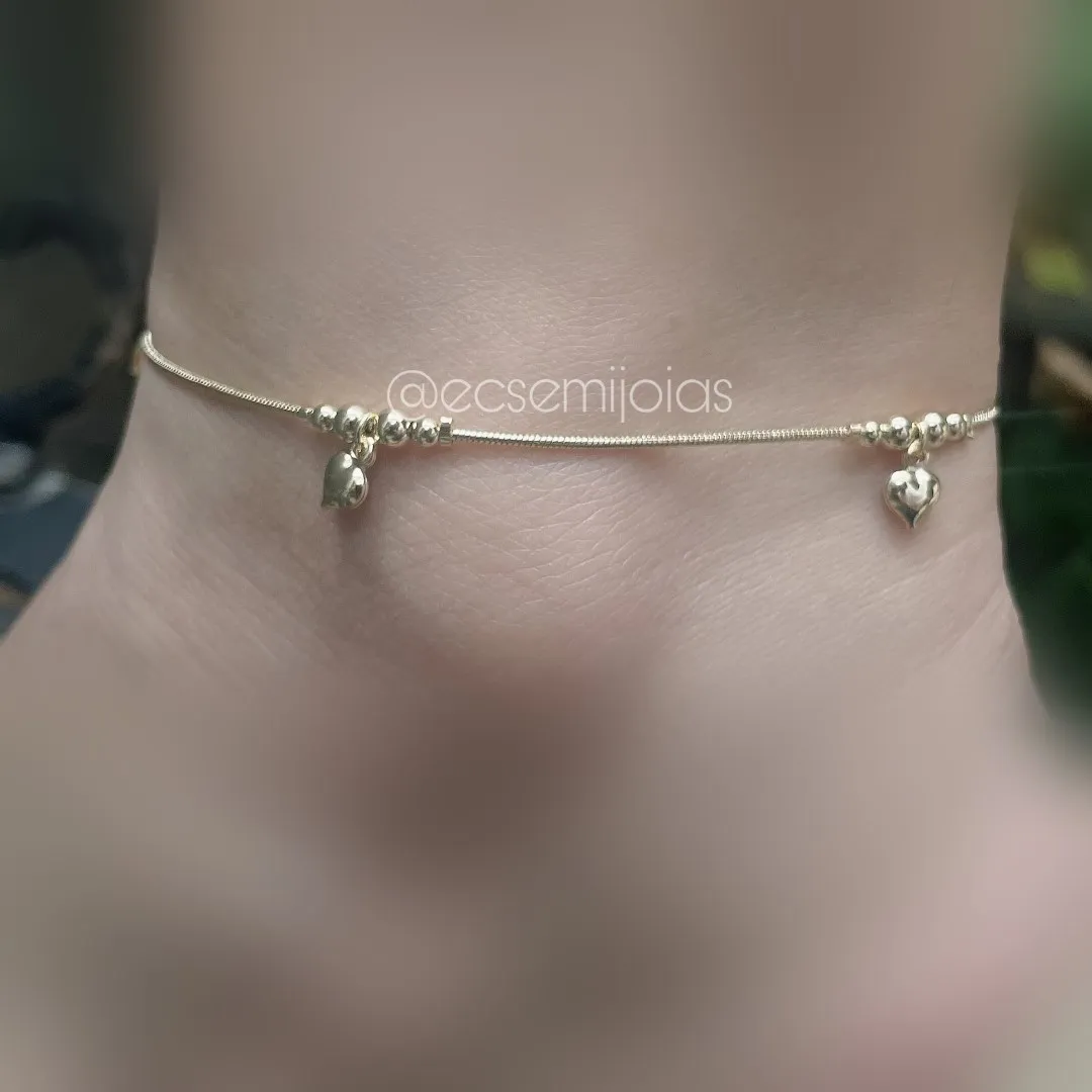 Tornozeleira rabo de rato fina com bolinhas e corações lisos  - 24cm - banhado a ouro 18k