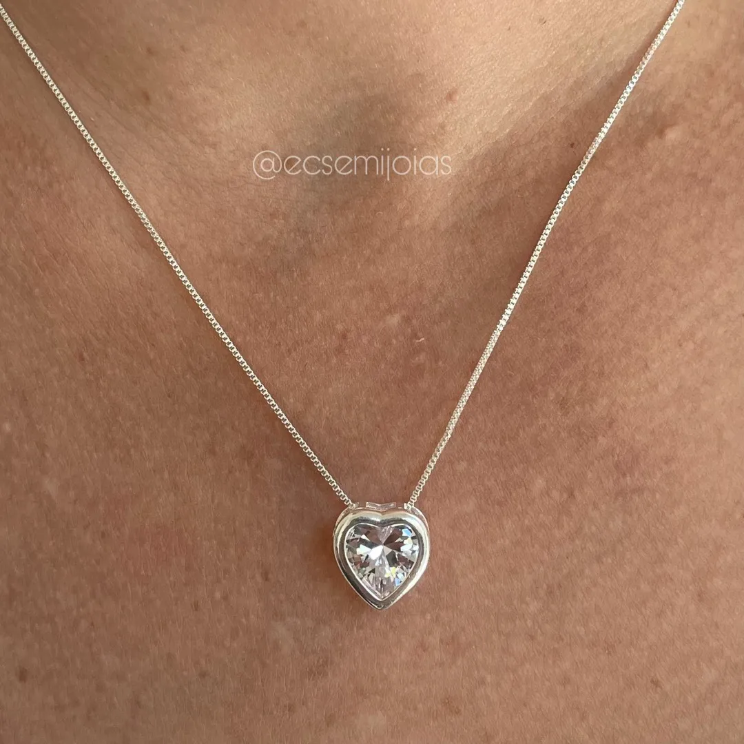 Conjunto de brinco e colar de coração de zircônia - banhado a prata 925
