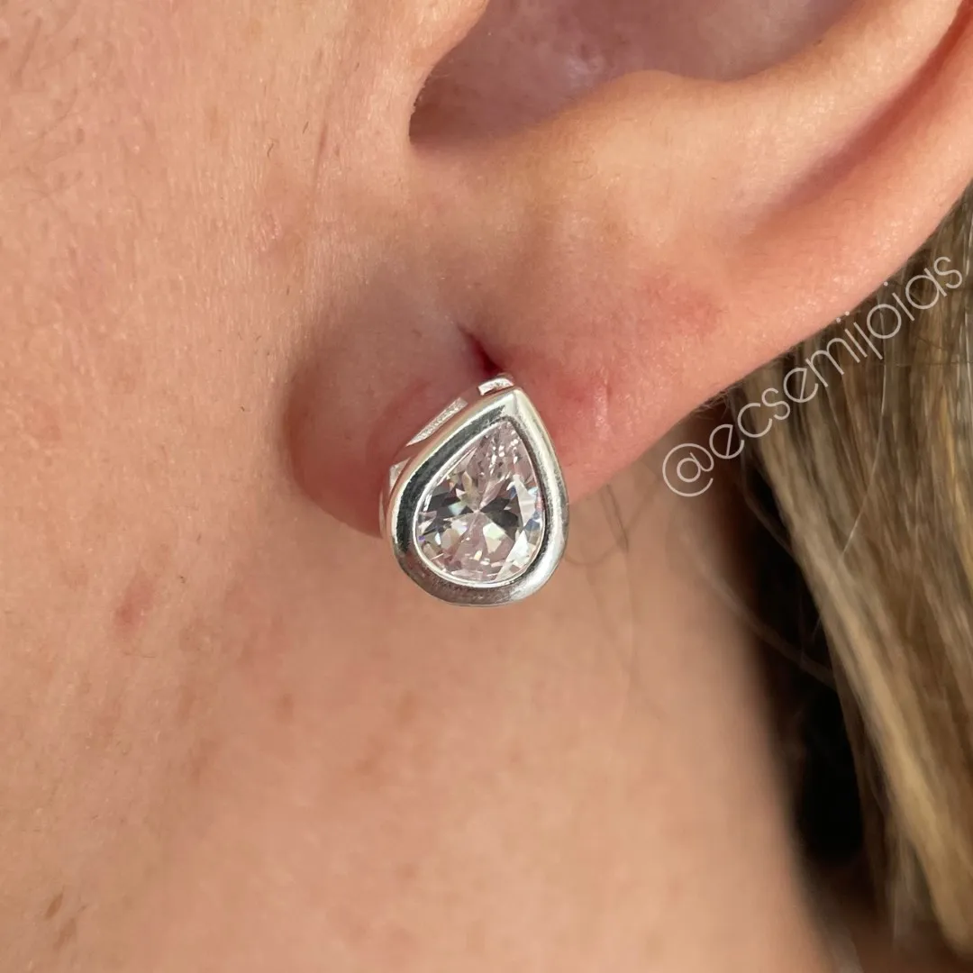 Conjunto de brinco e colar de gota de zircônia - banhado a prata 925
