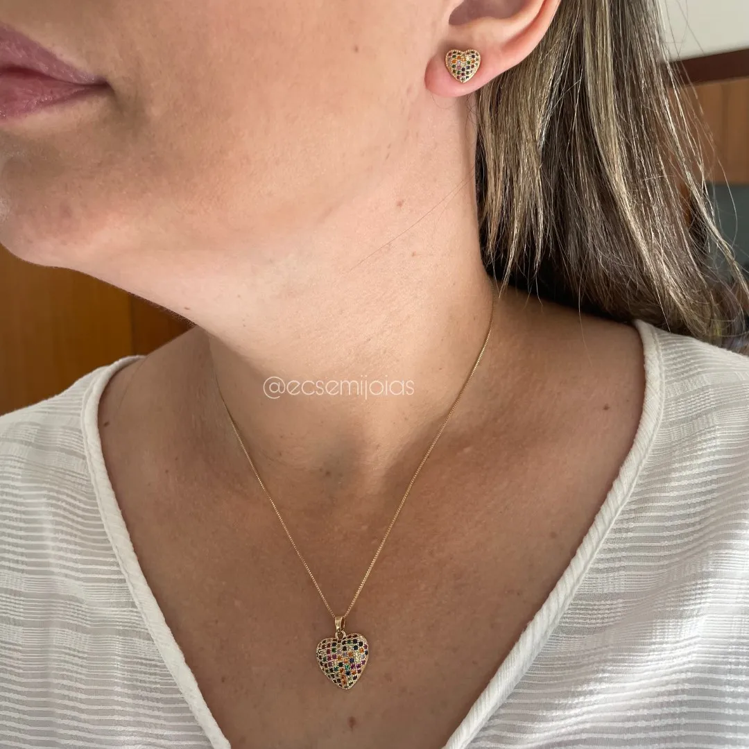 Conjunto de brinco e colar de coração cravejado - banhado a ouro 18k