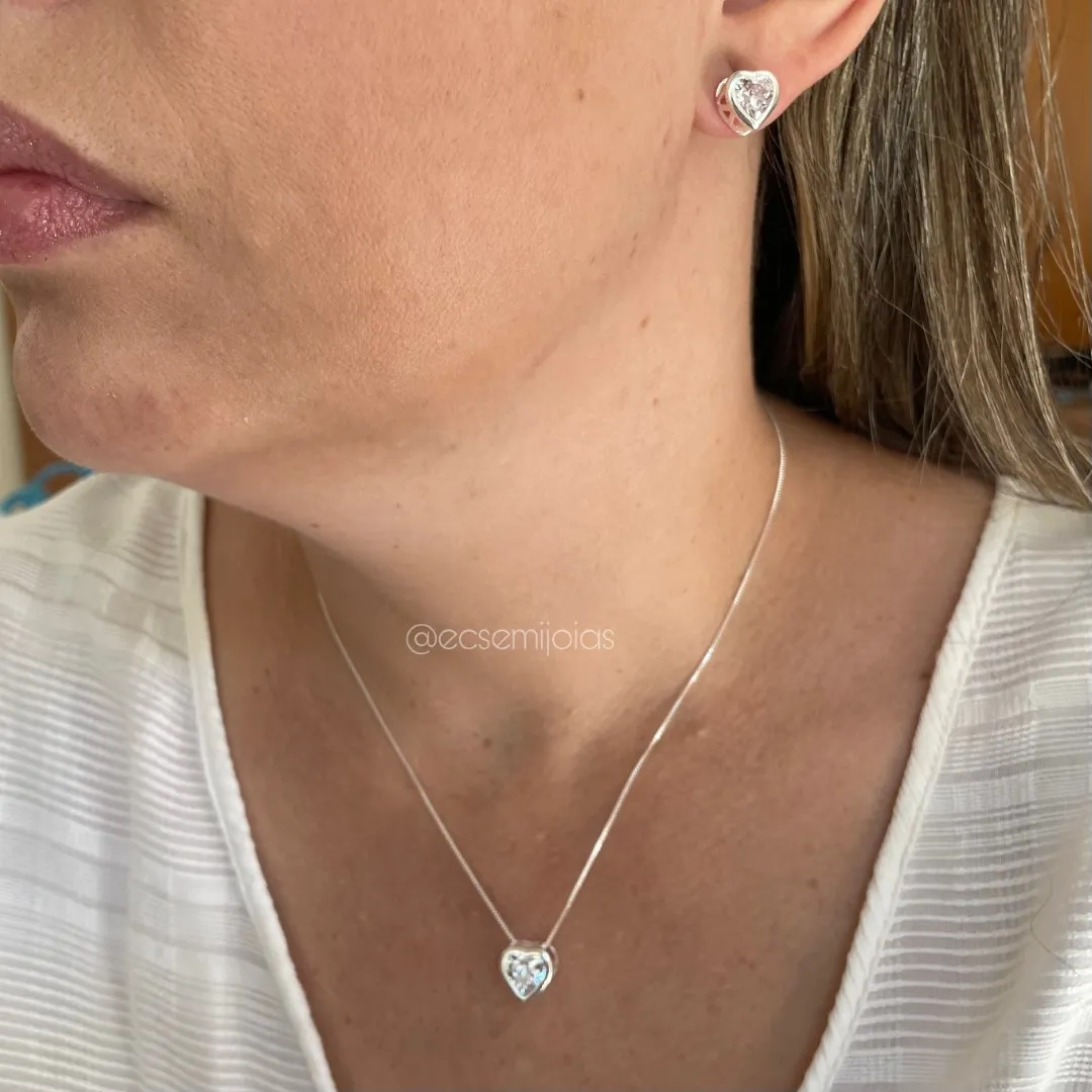Conjunto de brinco e colar de coração de zircônia - banhado a prata 925