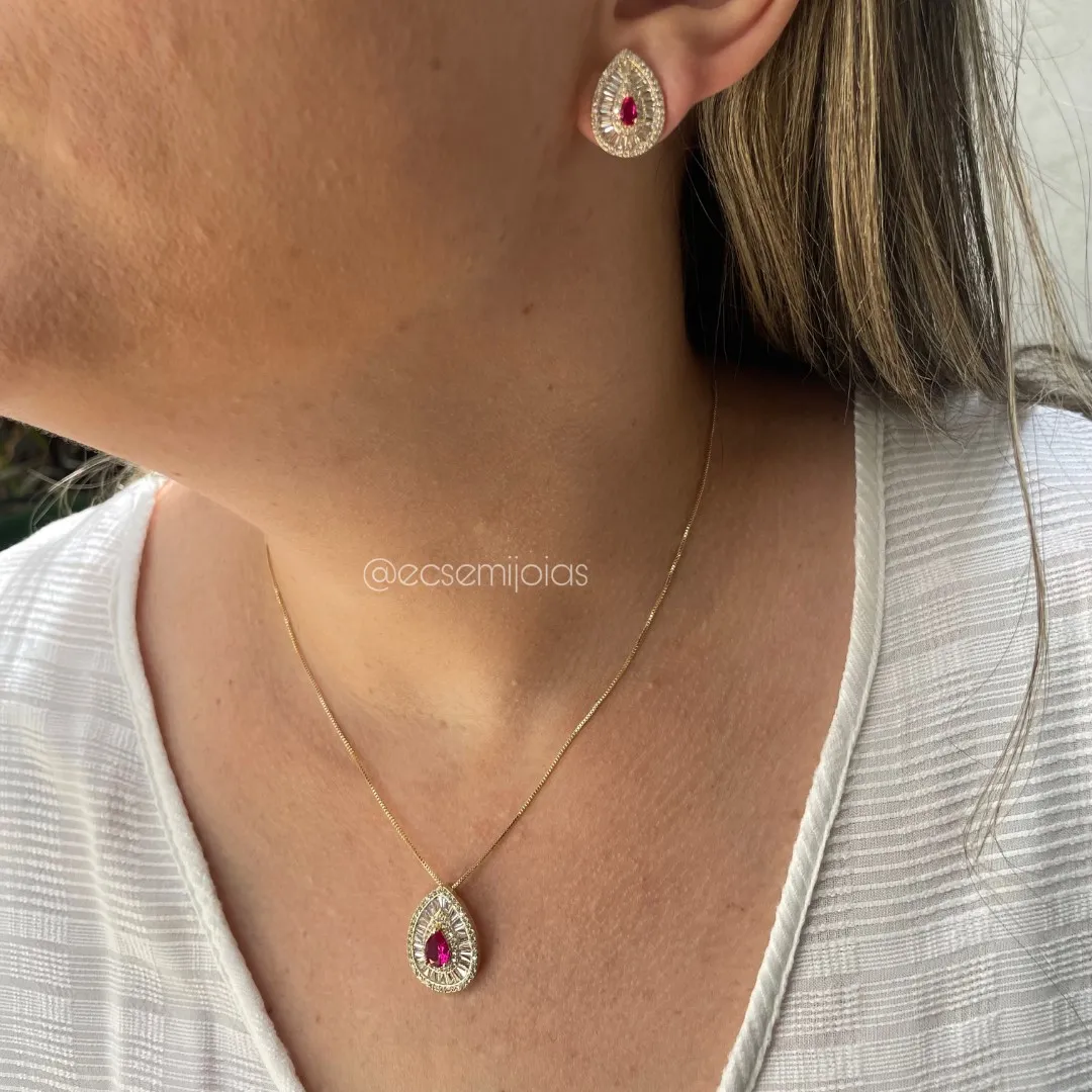 Conjunto de brinco e colar de gota com zircônia gota no centro com baguetes em volta e cravejado nas bordas - banhado a ouro 18k