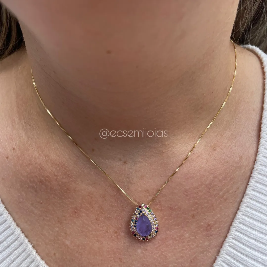 Conjunto de brinco e colar de gota de pedra fusion cravejado colorido em volta - banhado a ouro 18k